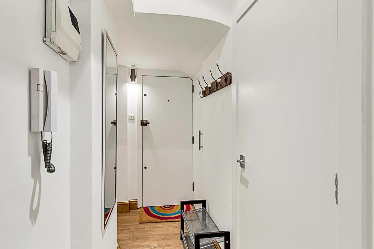Apartment Modern Comfort Two Bedroom Gem On The Rye *