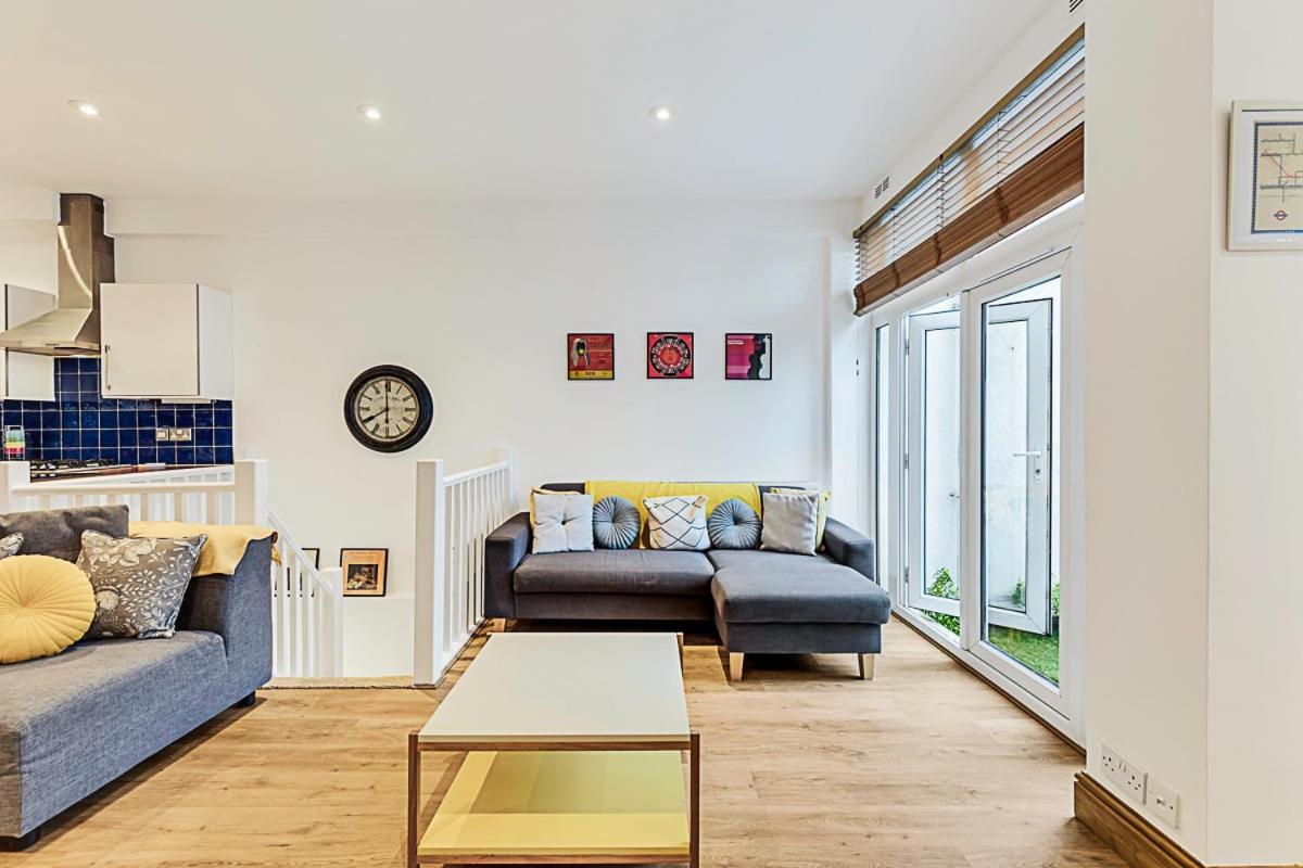 Modern Comfort Two Bedroom Gem On The Rye Apartment London