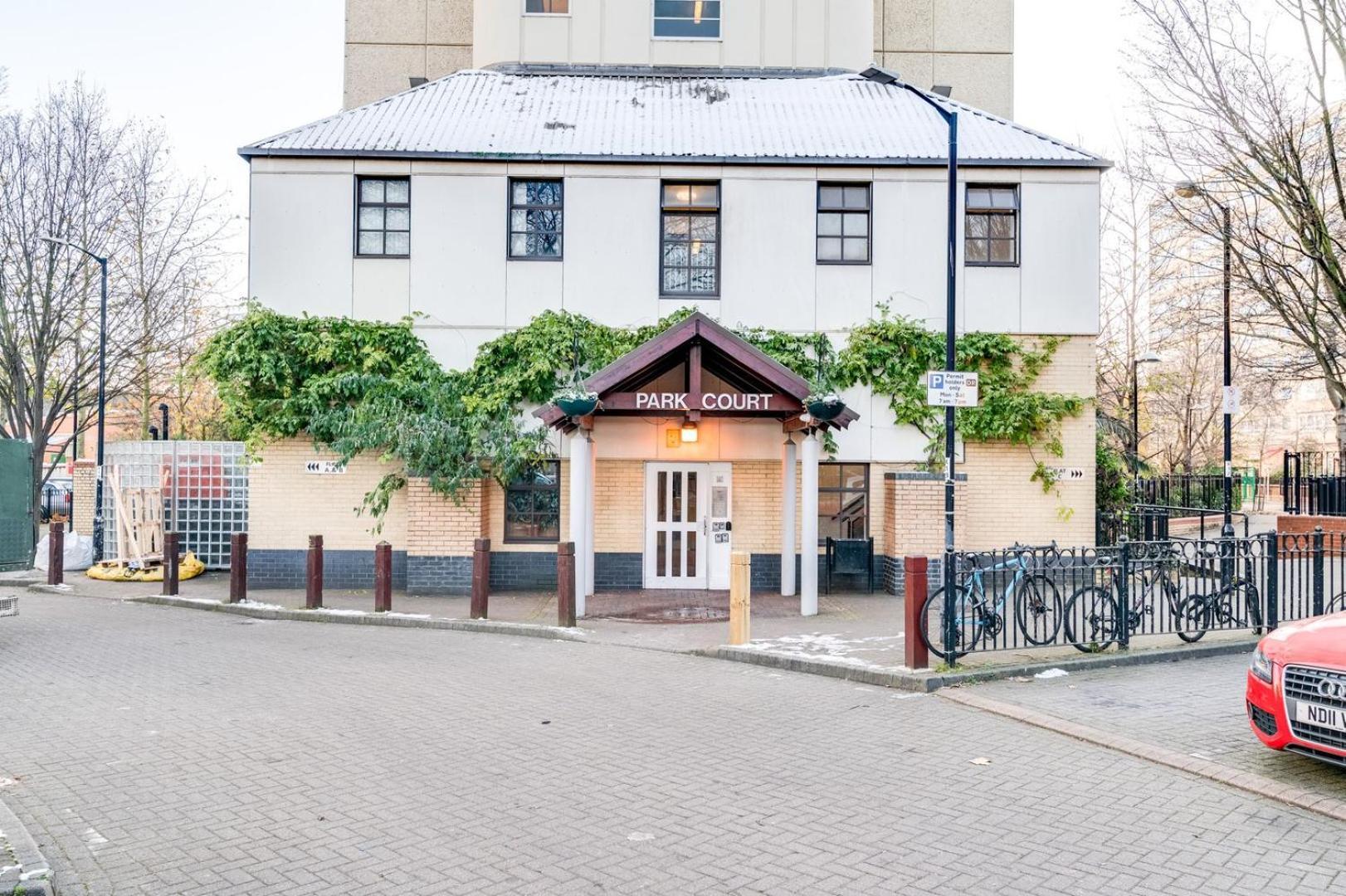 Cosy Battersea Flat London