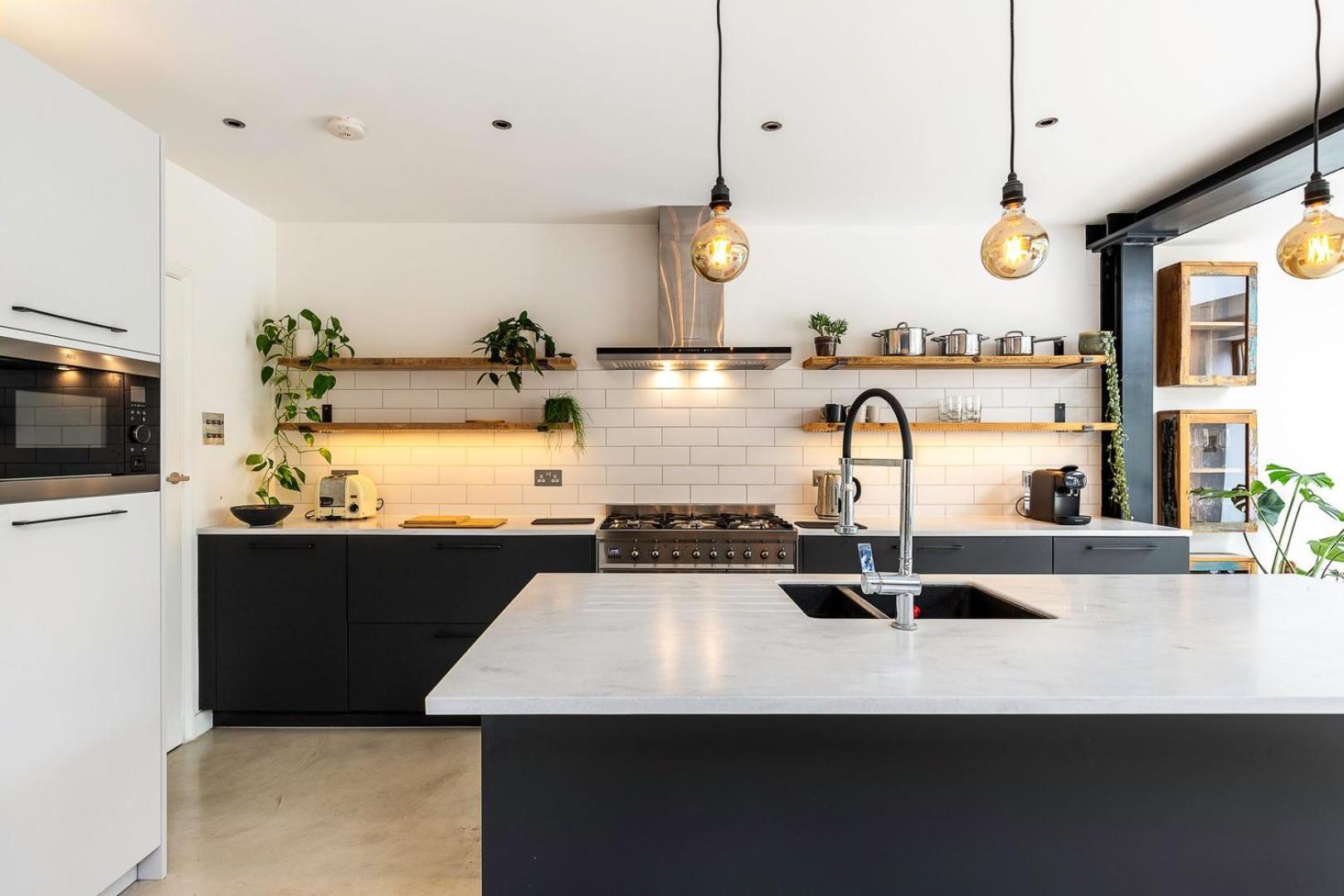 Spacious And Charming Brixton Apartamento Londres
