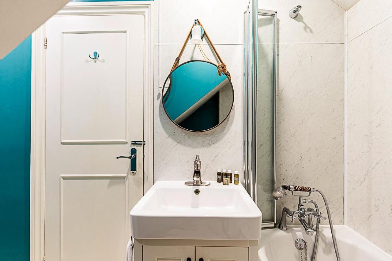 Lovely One-bedroom Flat Near West Kensington Apartment