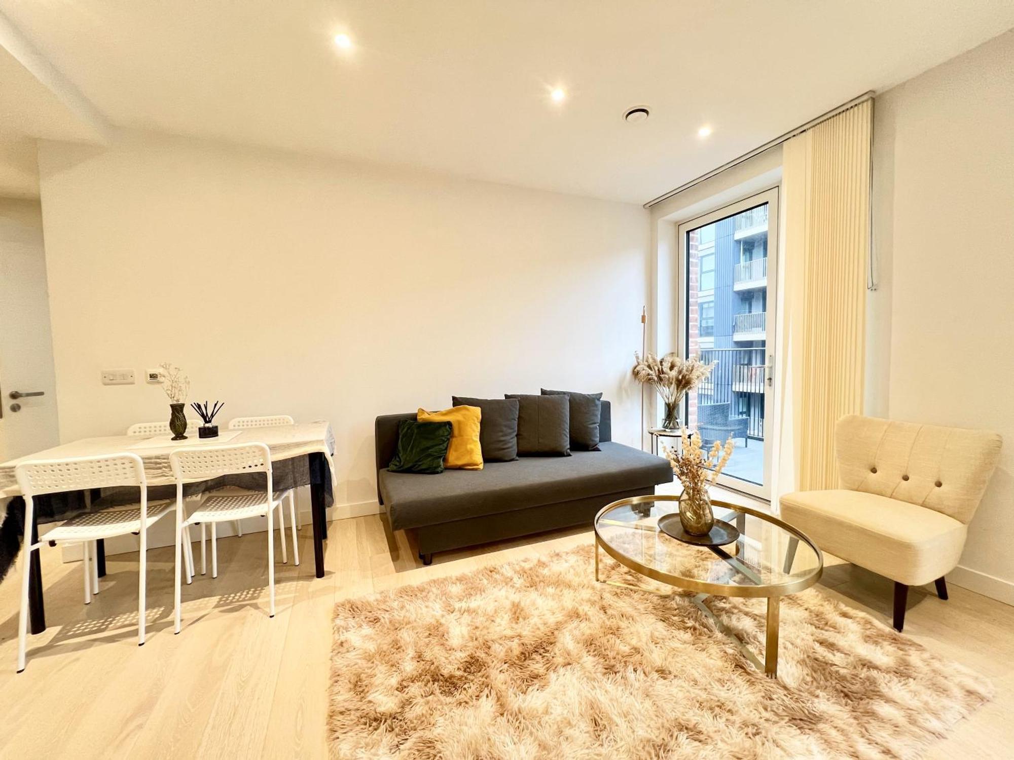 Ec Apartment London