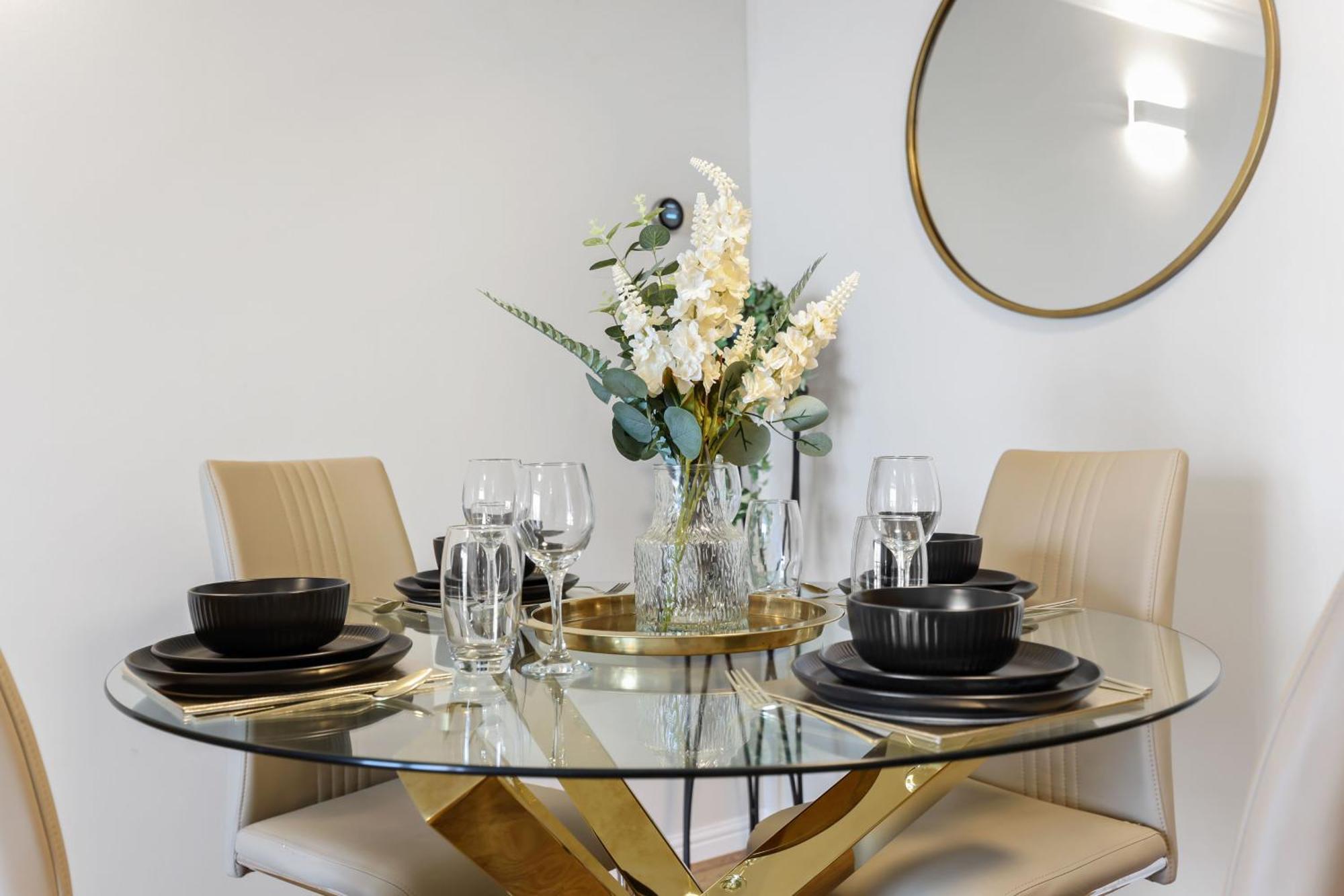 Apartment 2 Bedroom Short Term & Flexible Renting Canary Wharf With Free Parking And Free Wifi London