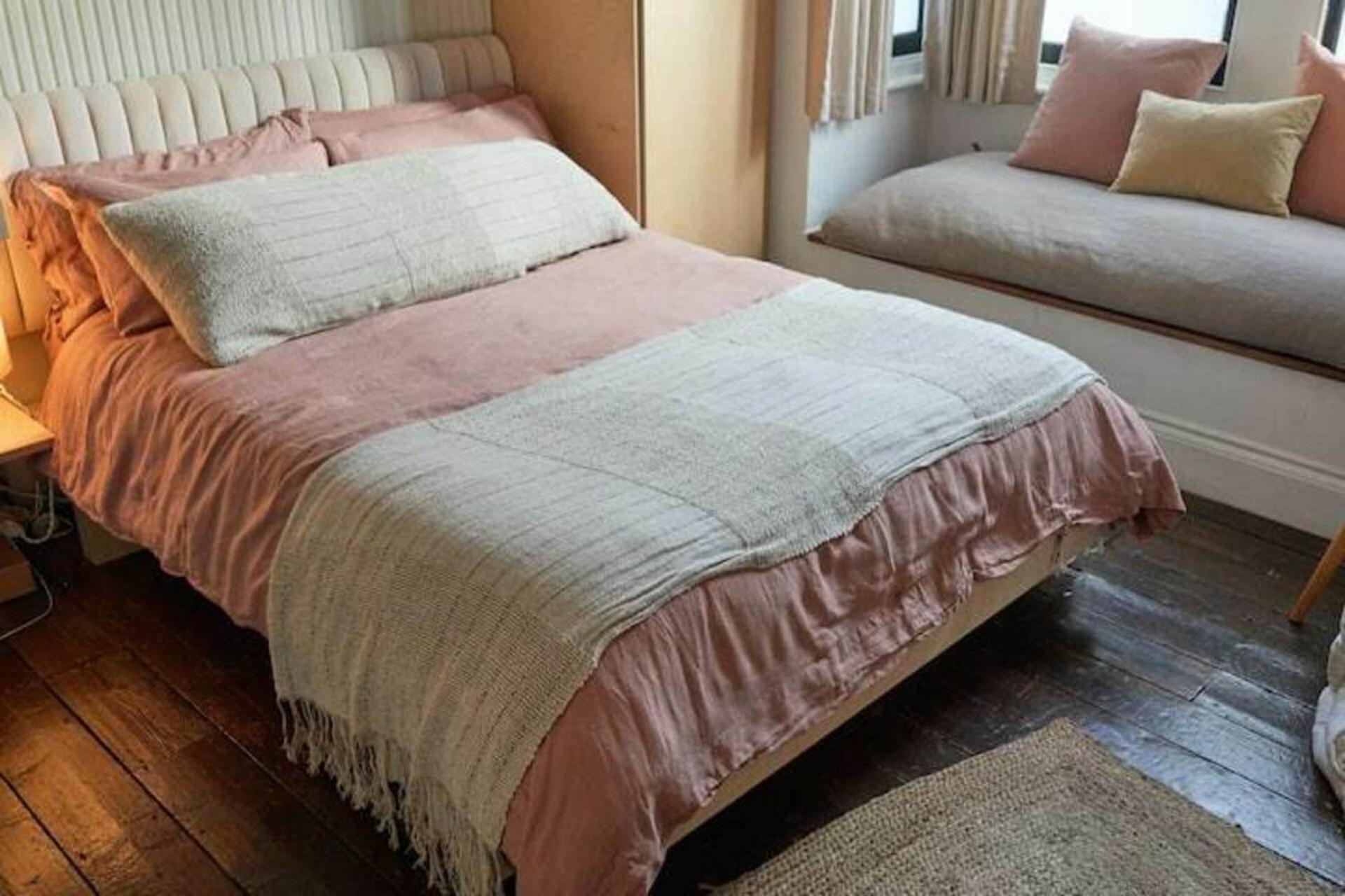 Beautifully Designed 2bd Flat Lower Clapton Apartment *