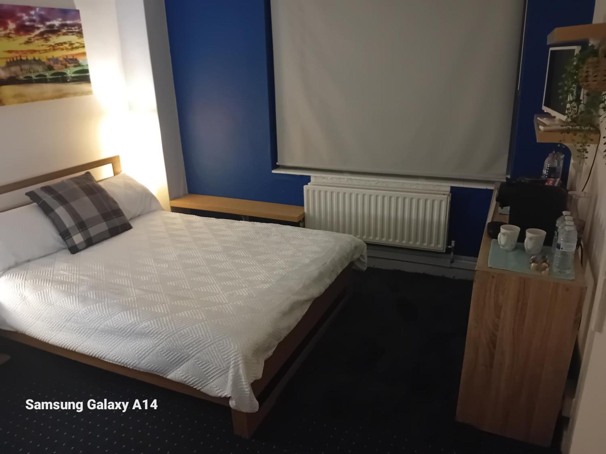 63 John Aird Court Homestay London