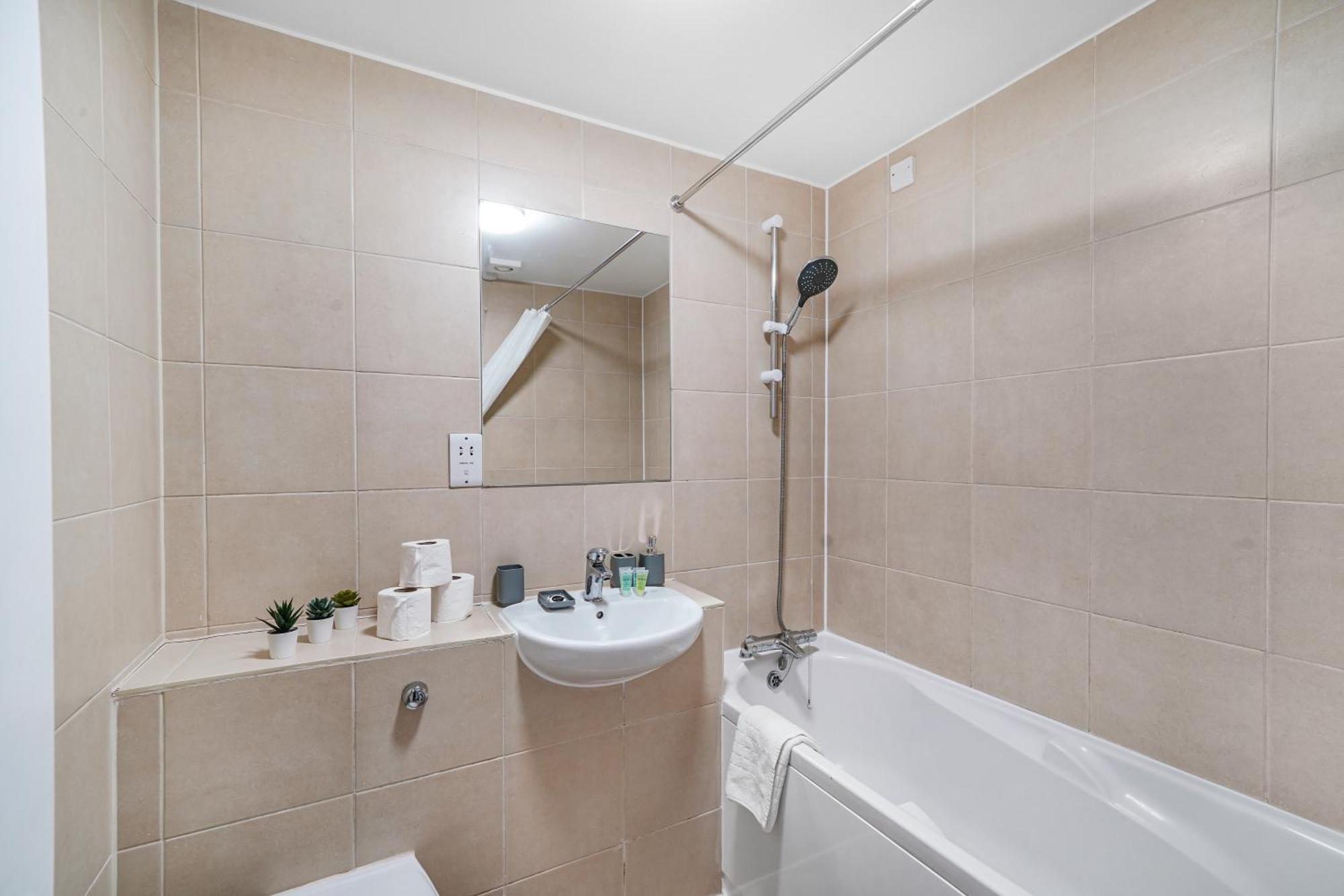 Apartment Boutique Hackney Abode - Balcony - Sleeps 6