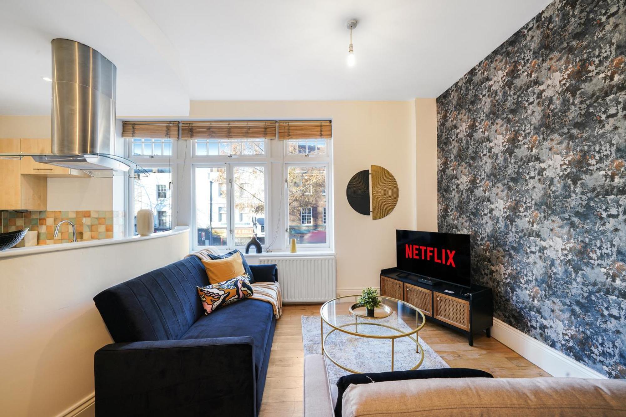 Boutique Hackney Abode - Balcony - Sleeps 6 Apartment *