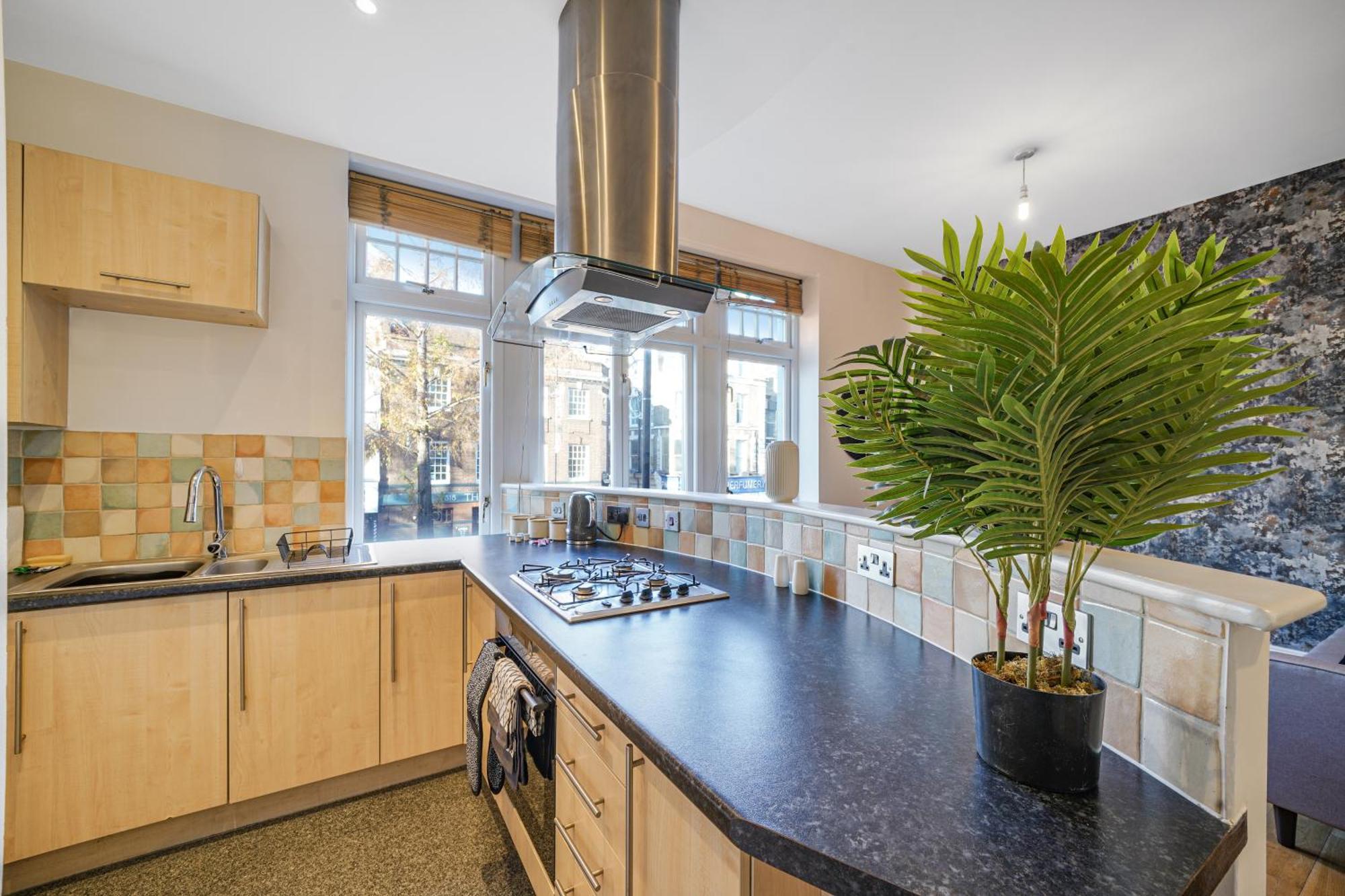 Boutique Hackney Abode - Balcony - Sleeps 6 Apartment London