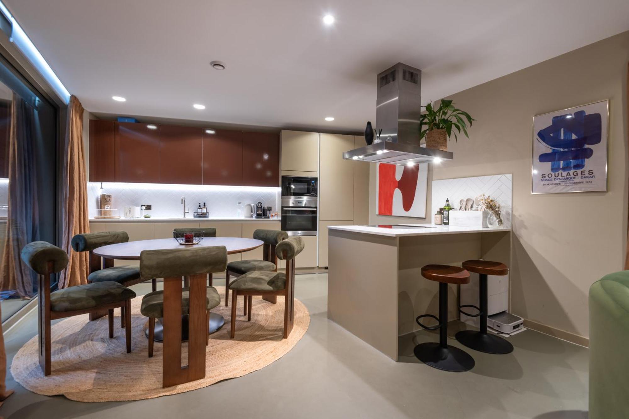 Apartment Stunning 3bd Fields London