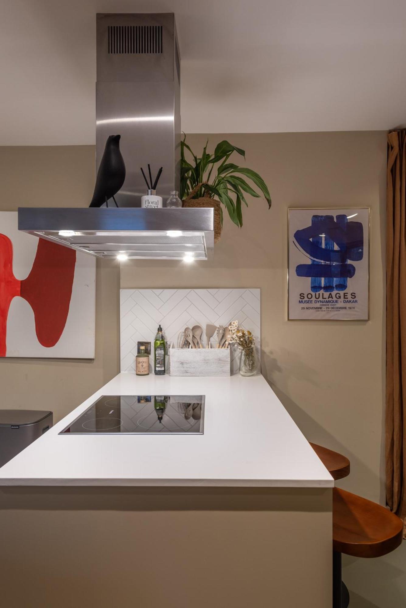 Stunning 3bd Fields Apartment