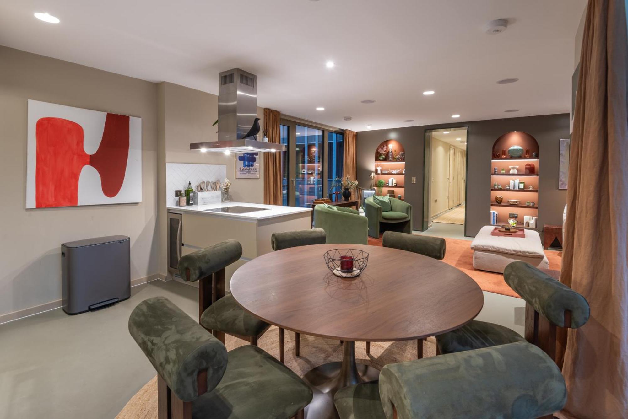 Stunning 3bd Fields Apartment