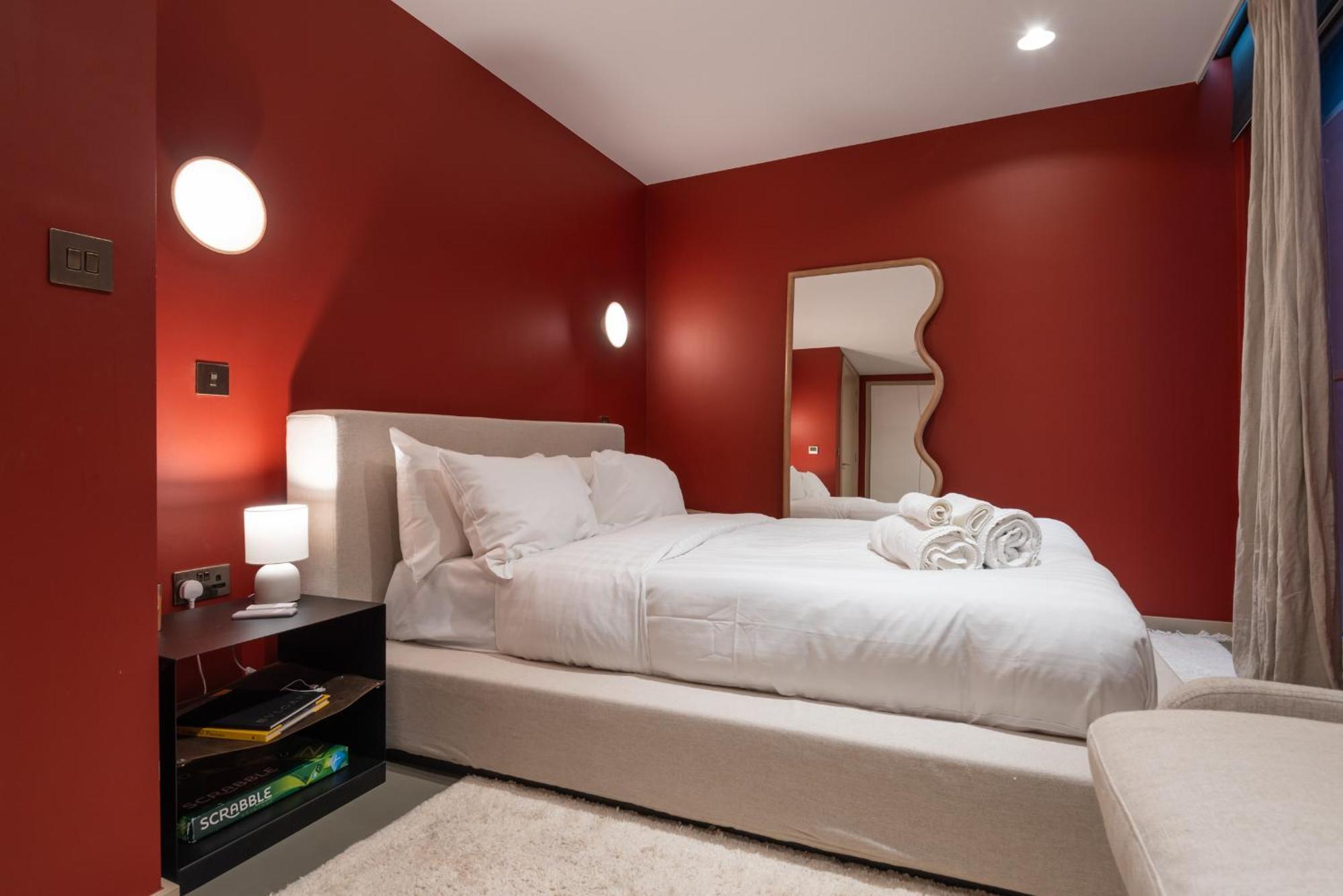 Stunning 3bd Fields Apartment