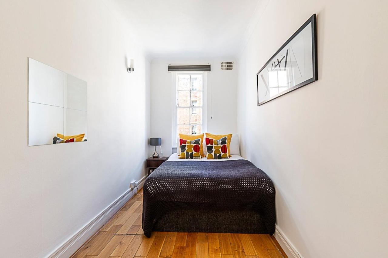 Modern 2 Bedroom Flat Near Queensway Apartment London
