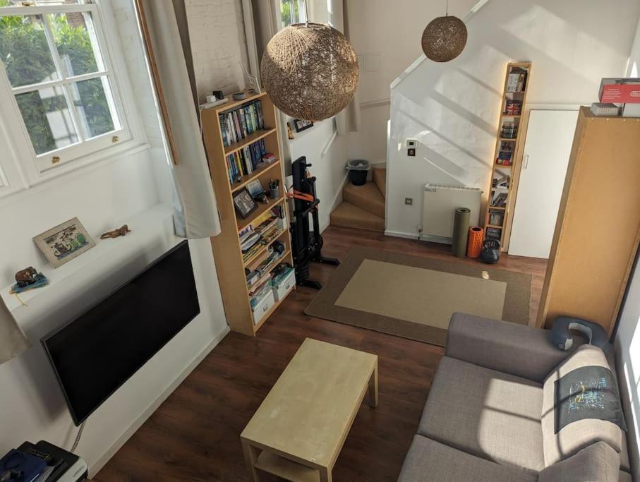 Bright And Spacious Victorian Conversion *