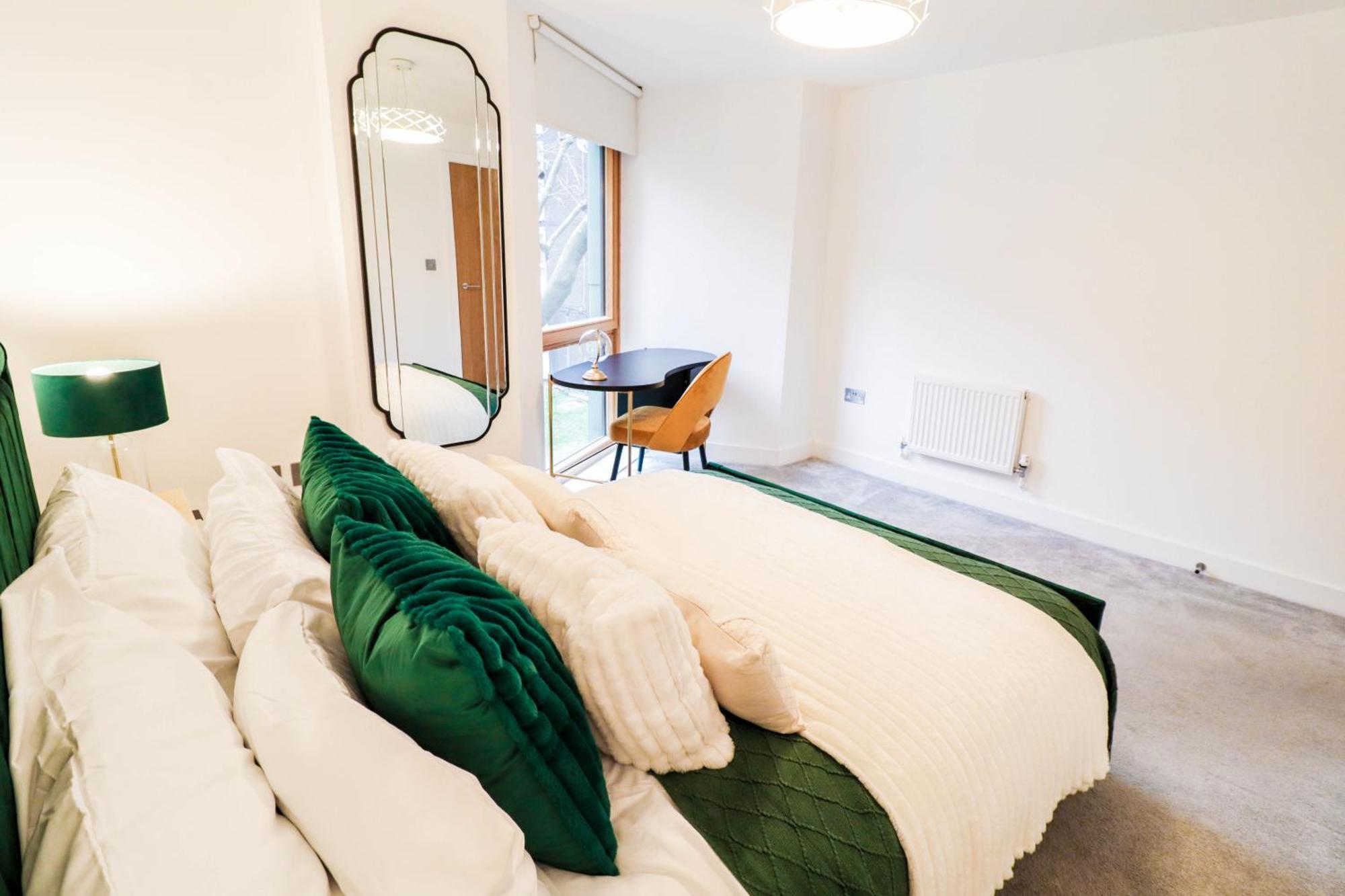 Apartment Stunning Bridge Flat With Balcony - Close To Borough Market London