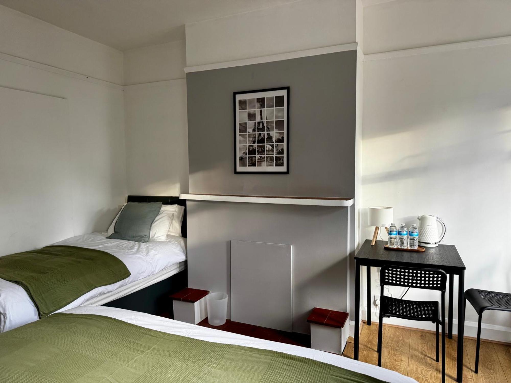 Maberic Housing West Gem Your Connection Gasthof London