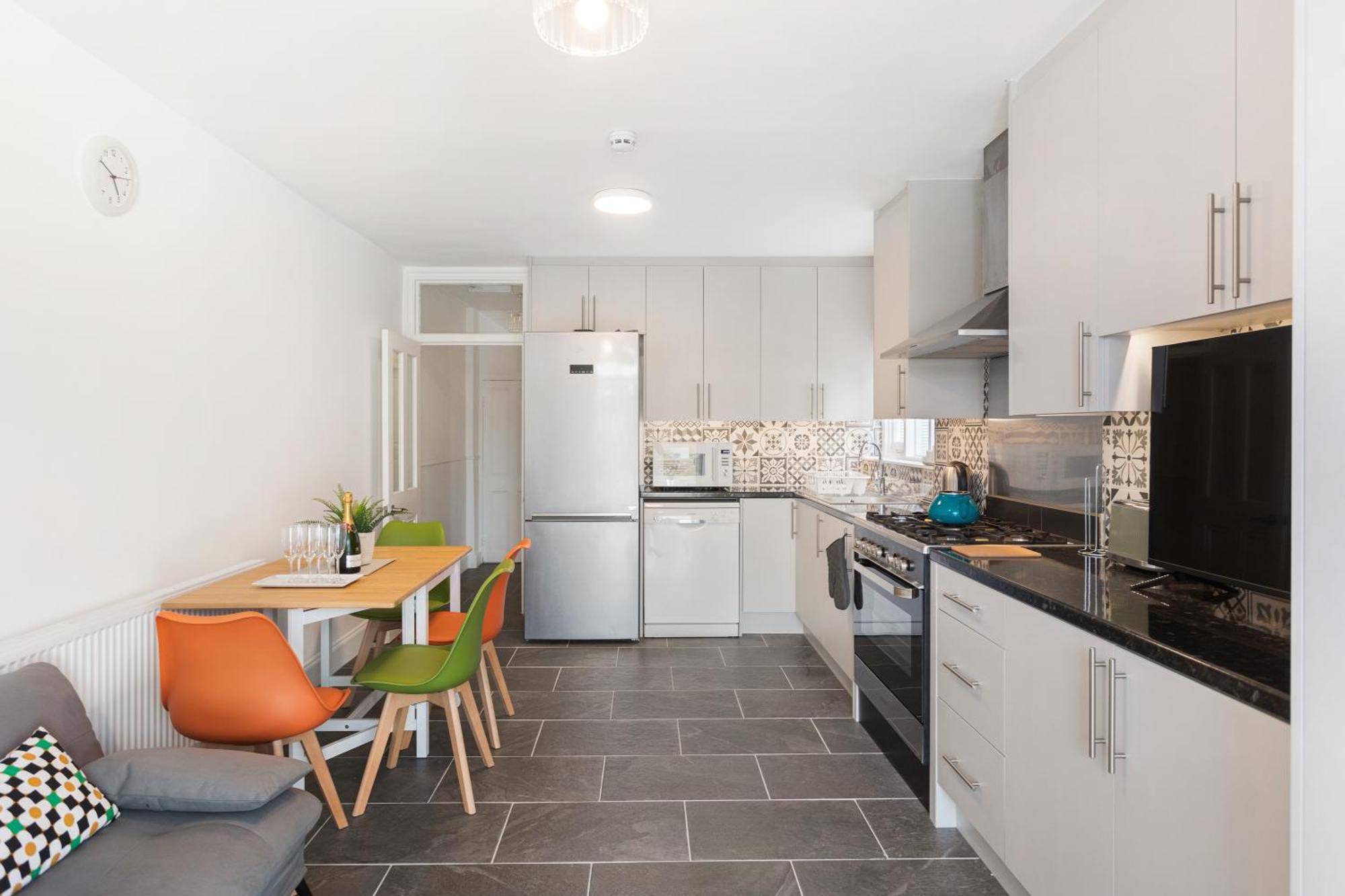 Apartment Mortimer Garden London