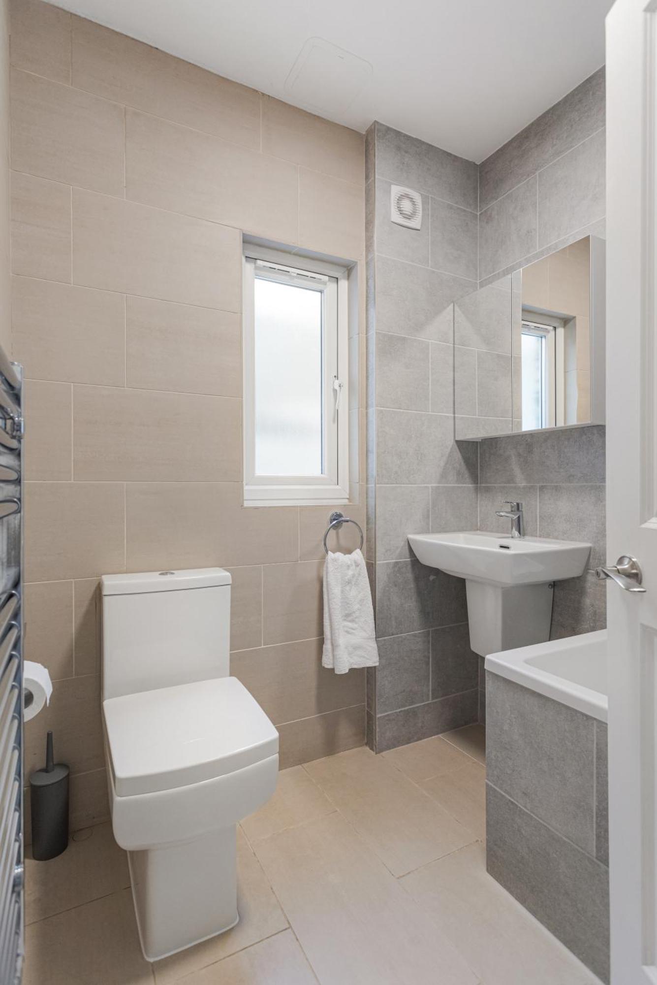 Apartment Mortimer Garden London