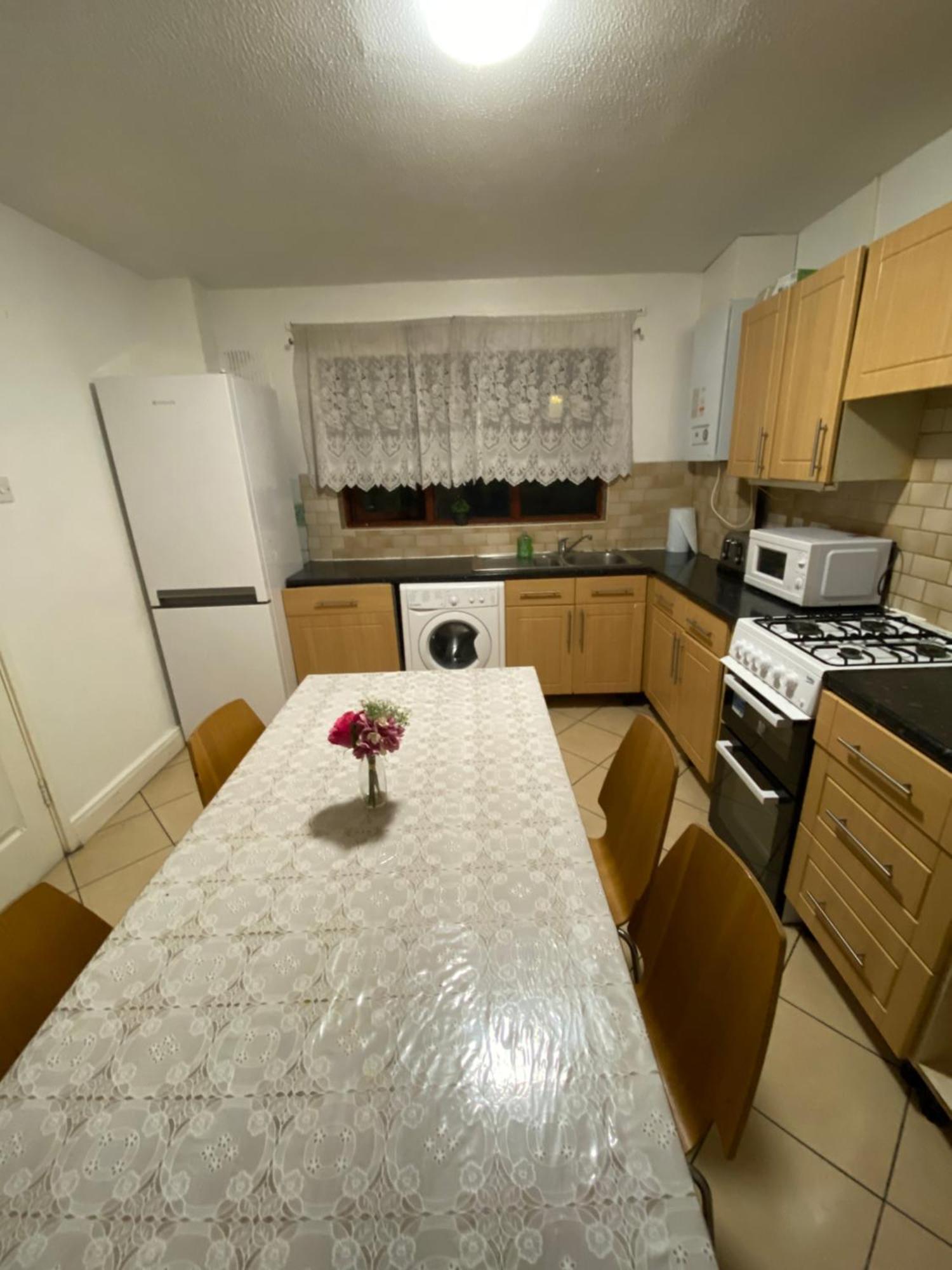 Apartment Cosy 3 Bedroom House Near Stratford,olympic Park, E15