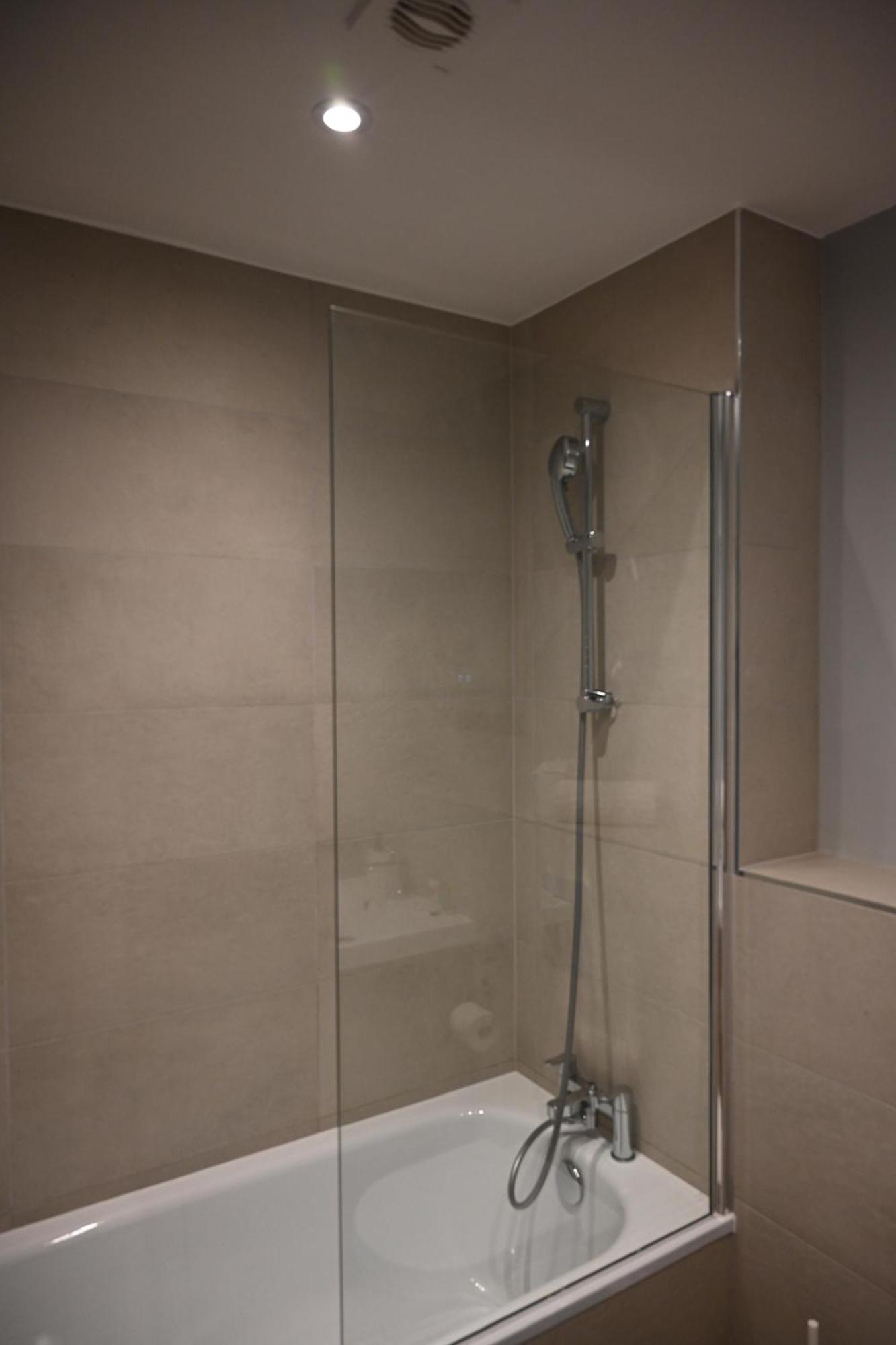 Apartment Elegant 2-bed In The Heart Of *