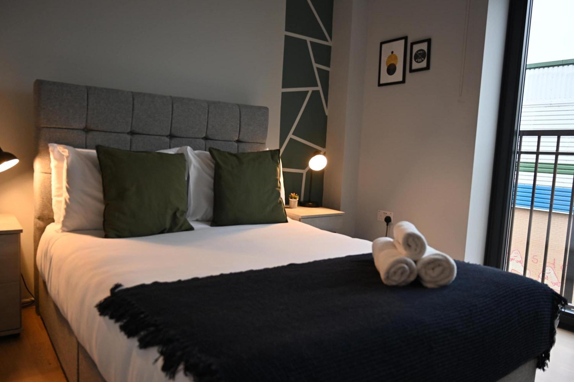 Apartment Elegant 2-bed In The Heart Of *