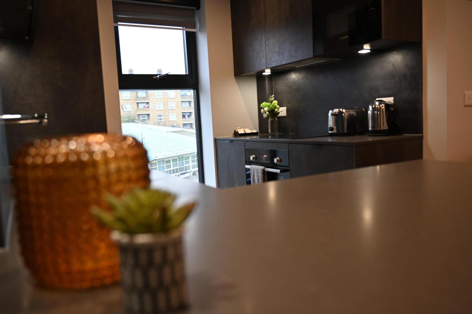 Apartment Elegant 2-bed In The Heart Of *