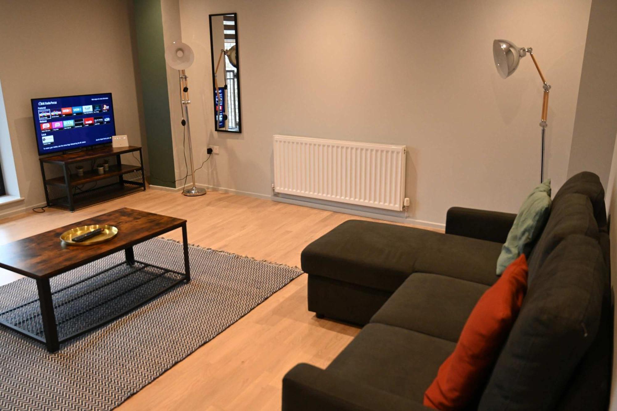Elegant 2-bed In The Heart Of Apartment London