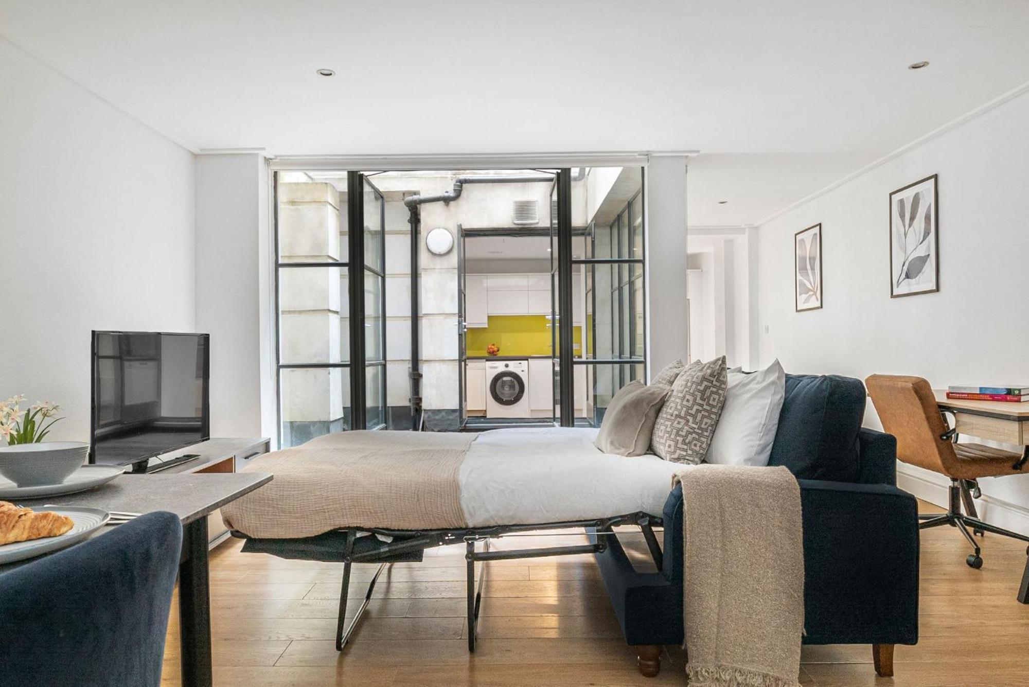 Heart Of Holborn - 2br With Patio - Cityapartmentstay Apartment London