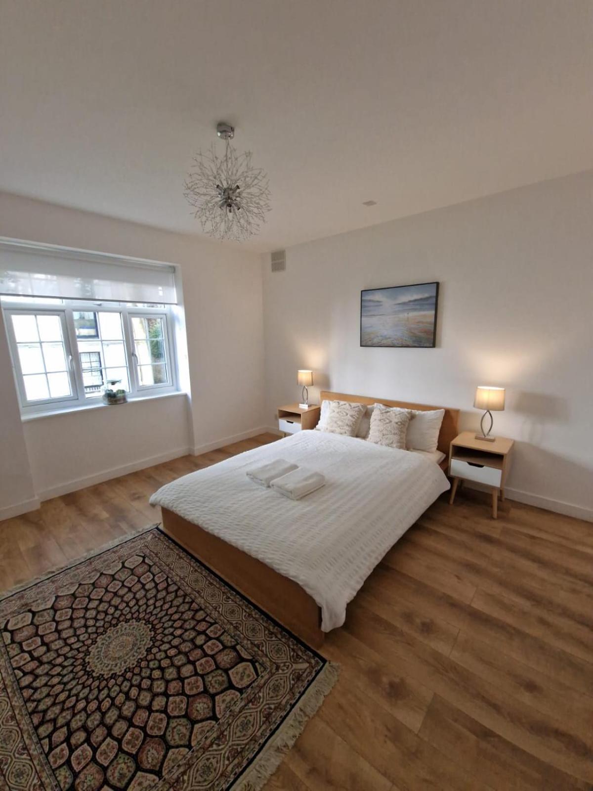 Stylish Zone 2 Apartment