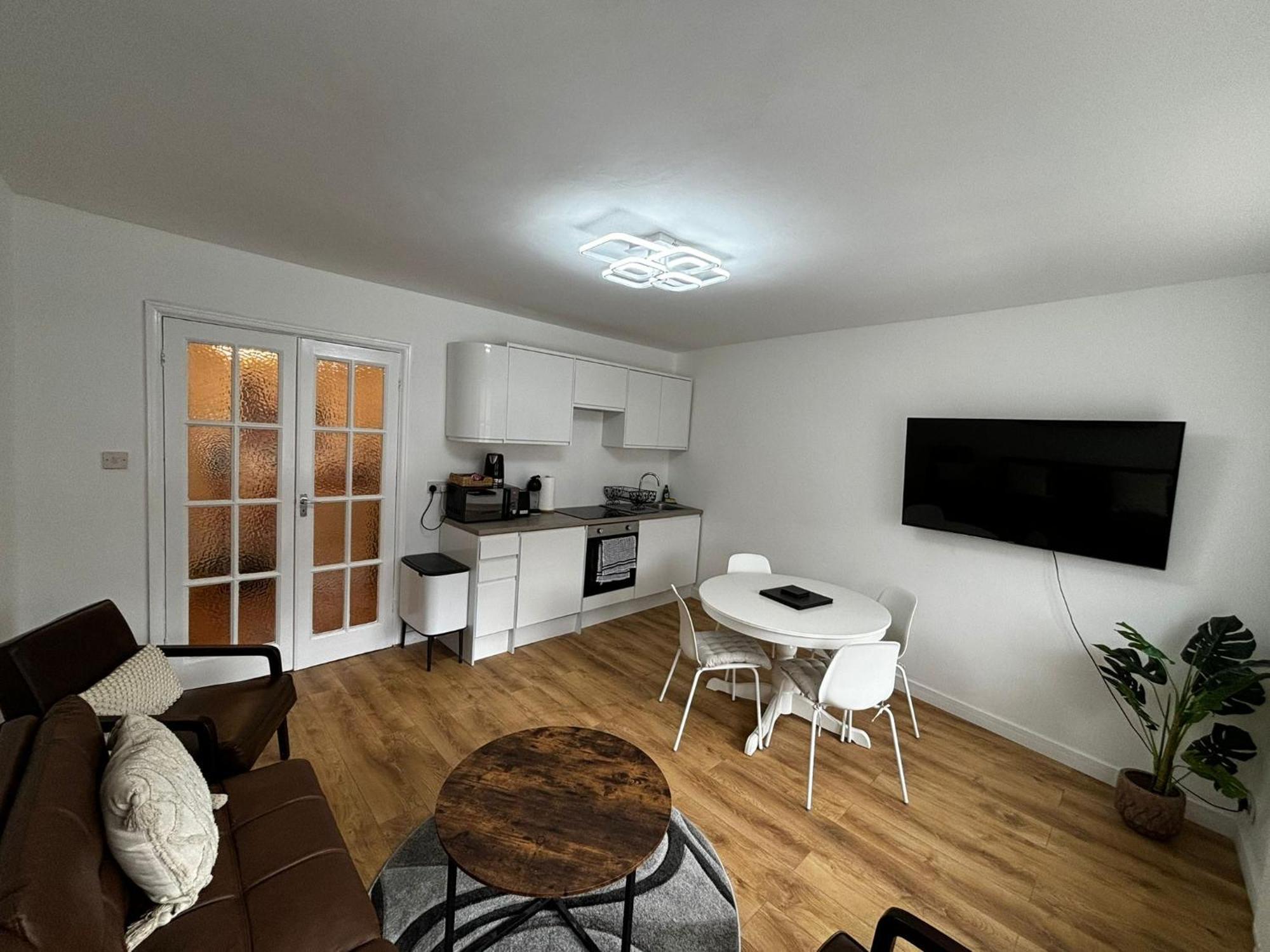 Apartment Stylish Zone 2 London