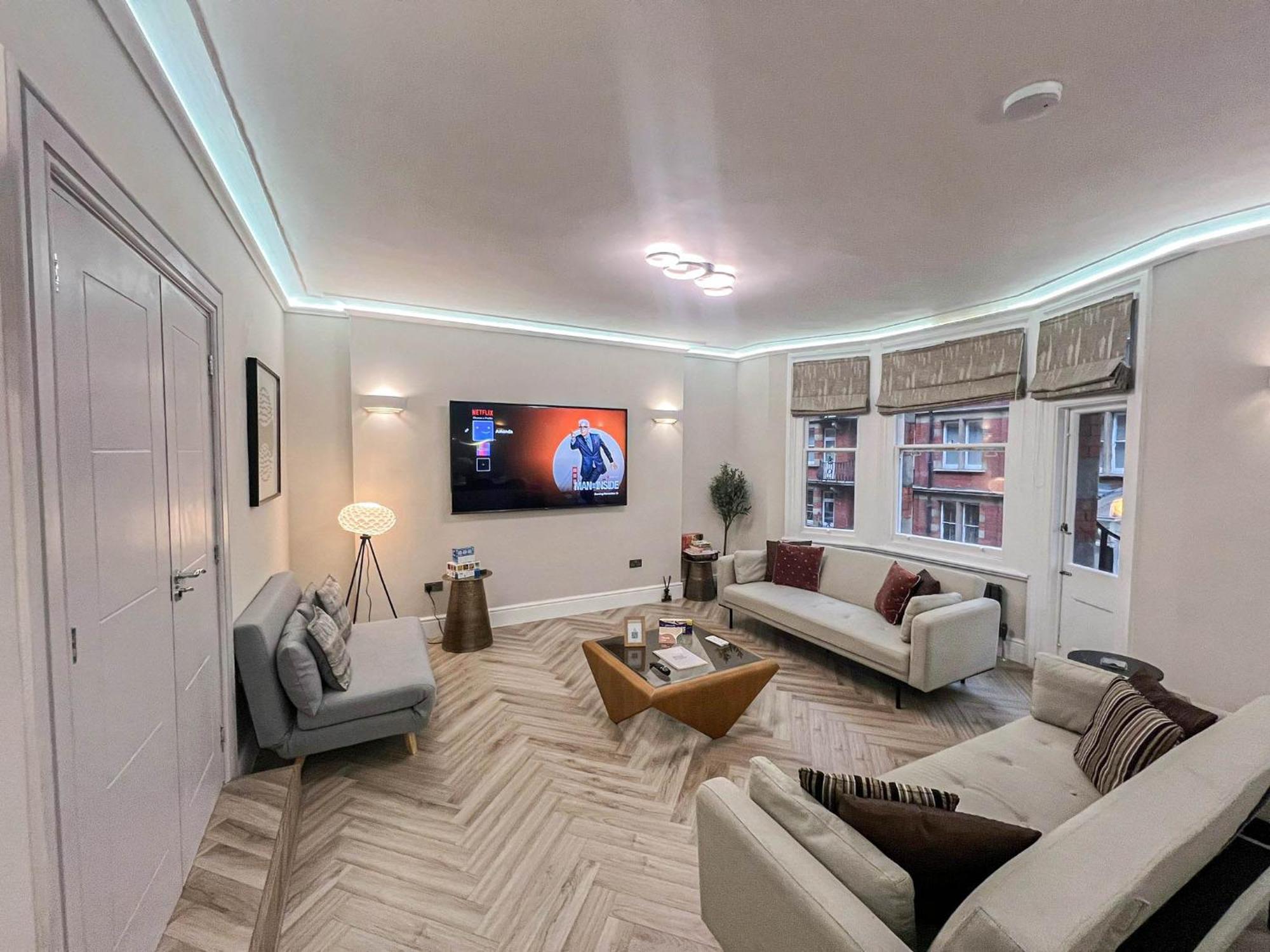 Grandeur 4-bedroom In Baker St Near Regent's Park Apartment *