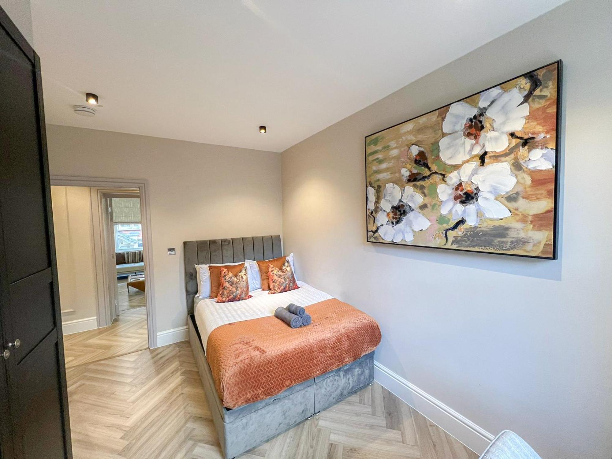 Apartment Grandeur 4-bedroom In Baker St Near Regent's Park *