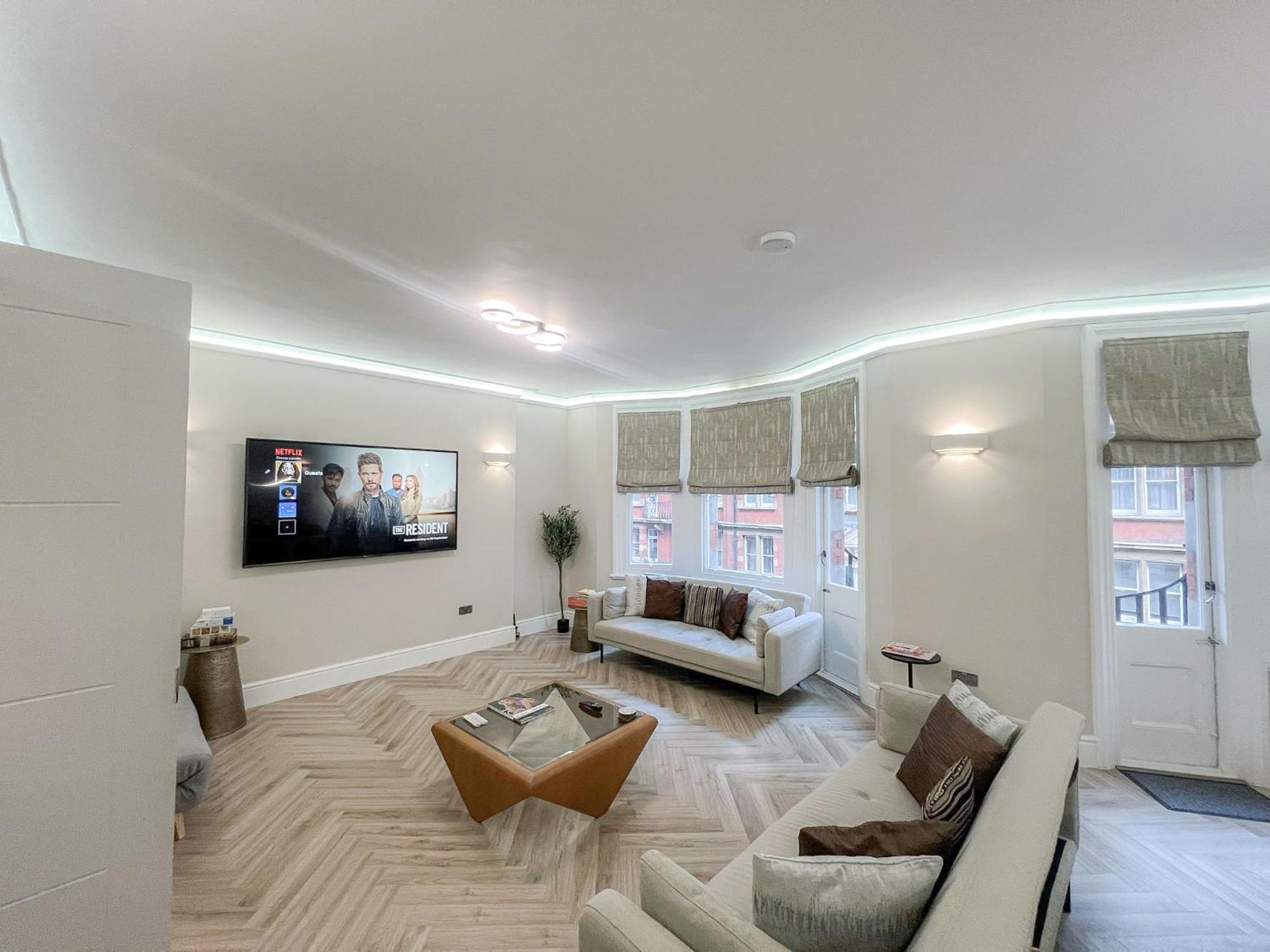 Grandeur 4-bedroom In Baker St Near Regent's Park Apartment London