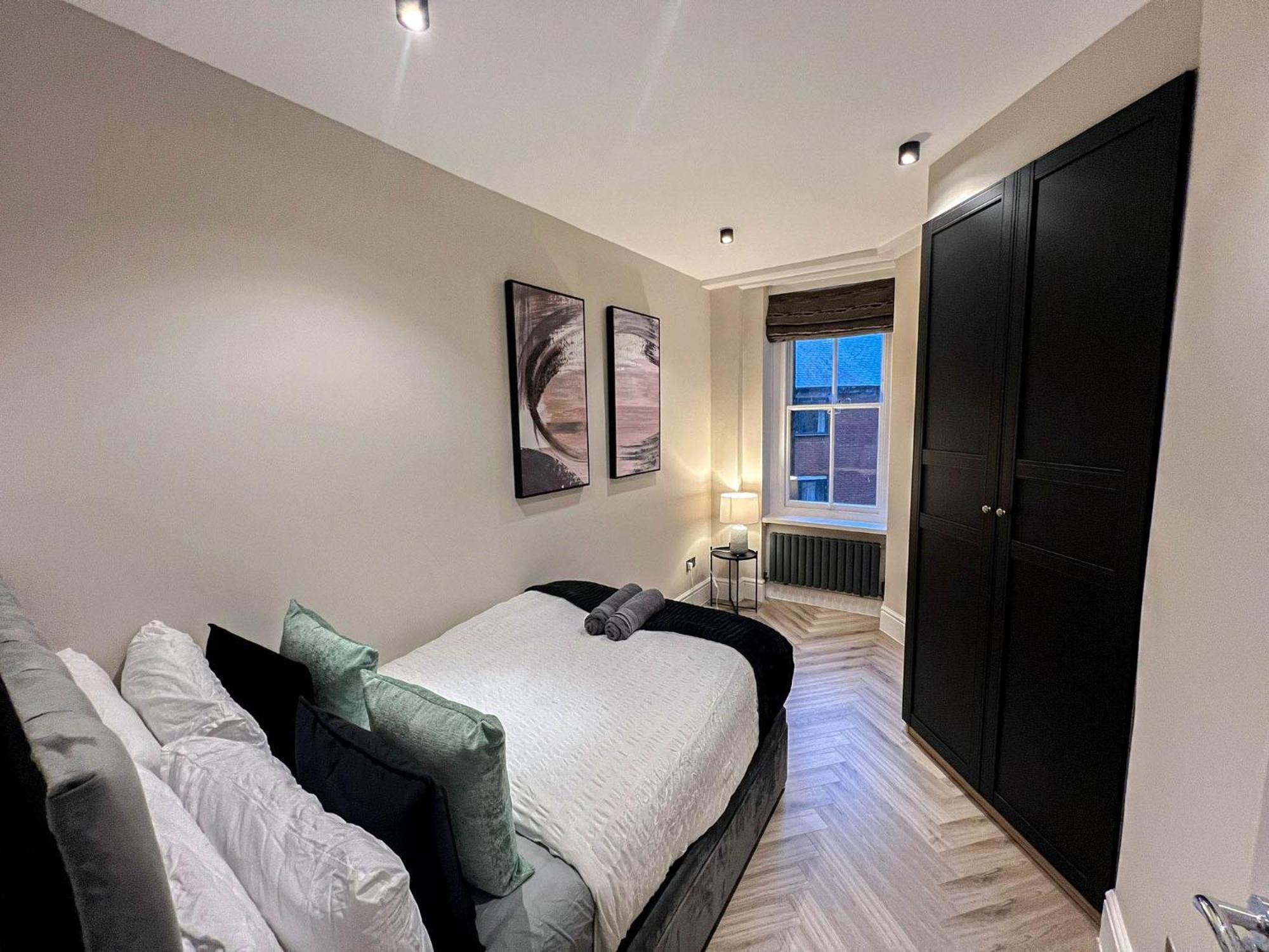 Grandeur 4-bedroom In Baker St Near Regent's Park Apartment *