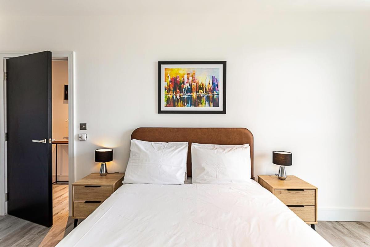 Icon Tower Apartment London