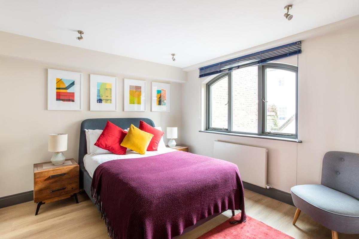 Classy Notting Hill Nest London