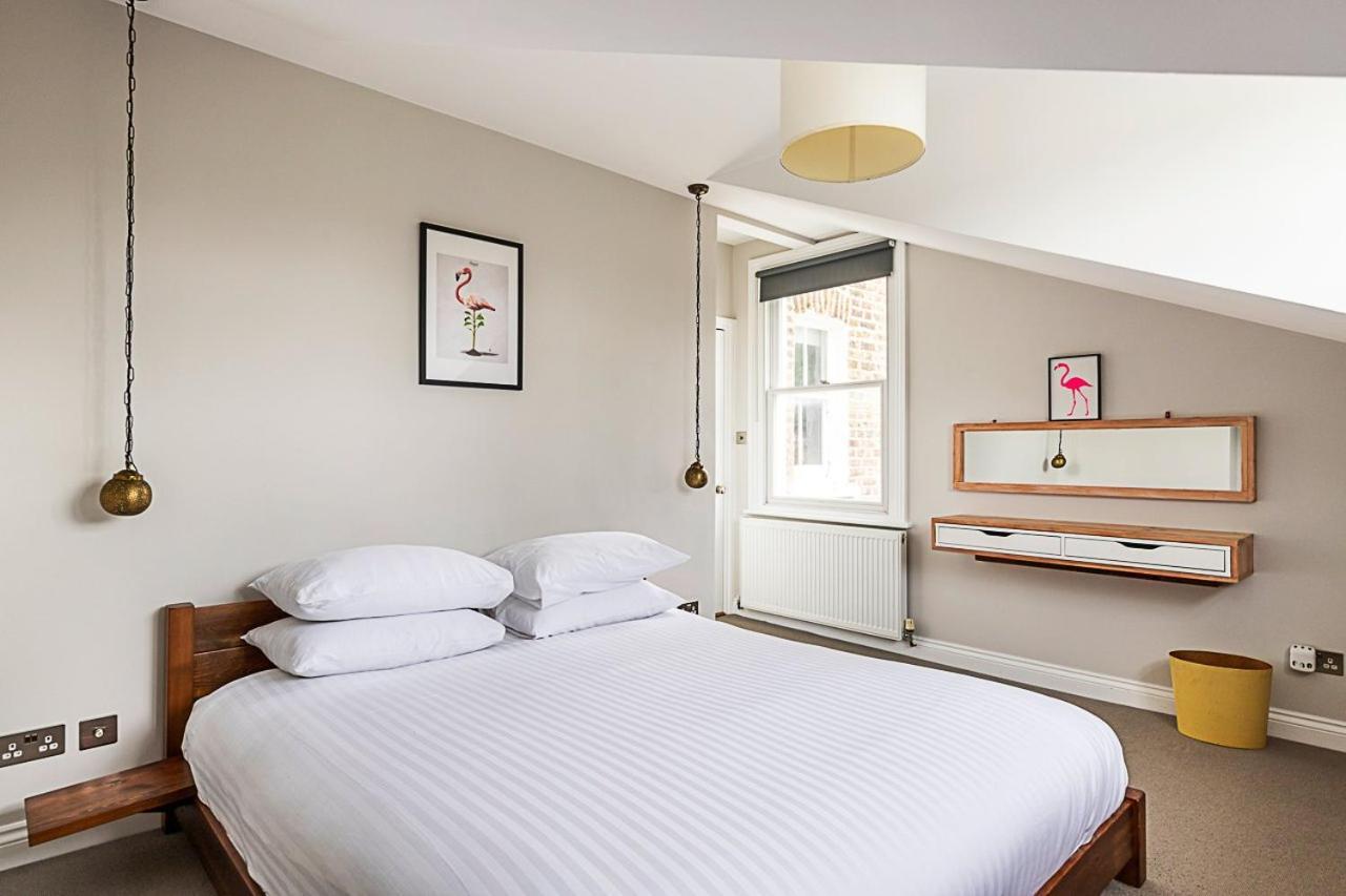 Rustic And Contemporary Haven In Brixton Apartment London