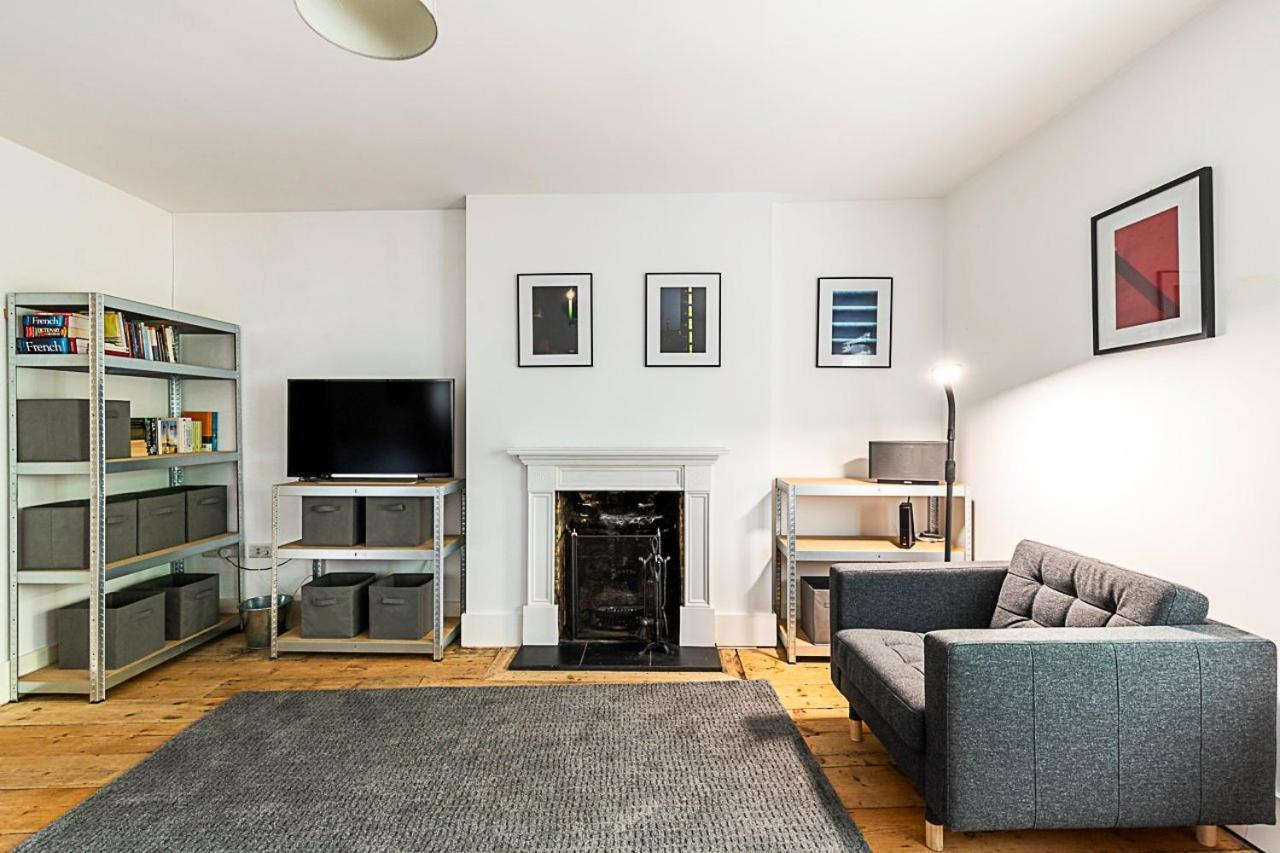 Stylish Chiswick With A Private Terrace Apartment *