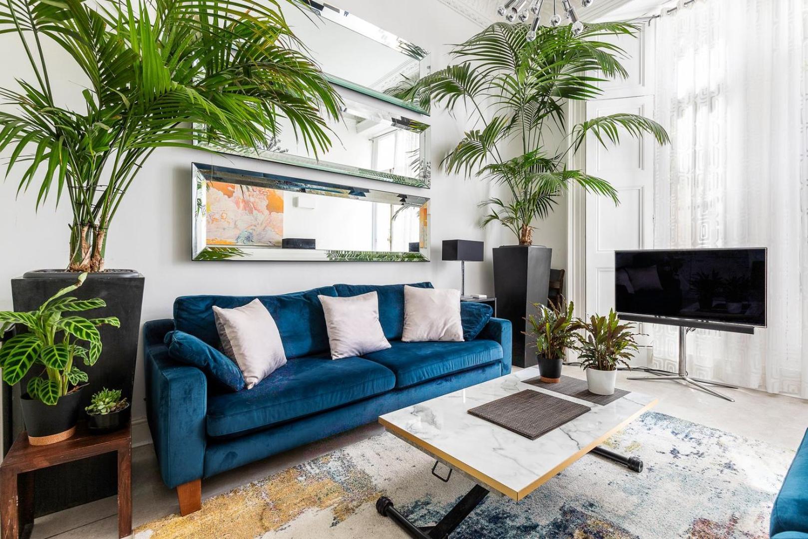 Classic Victorian Flat With Terrace * London