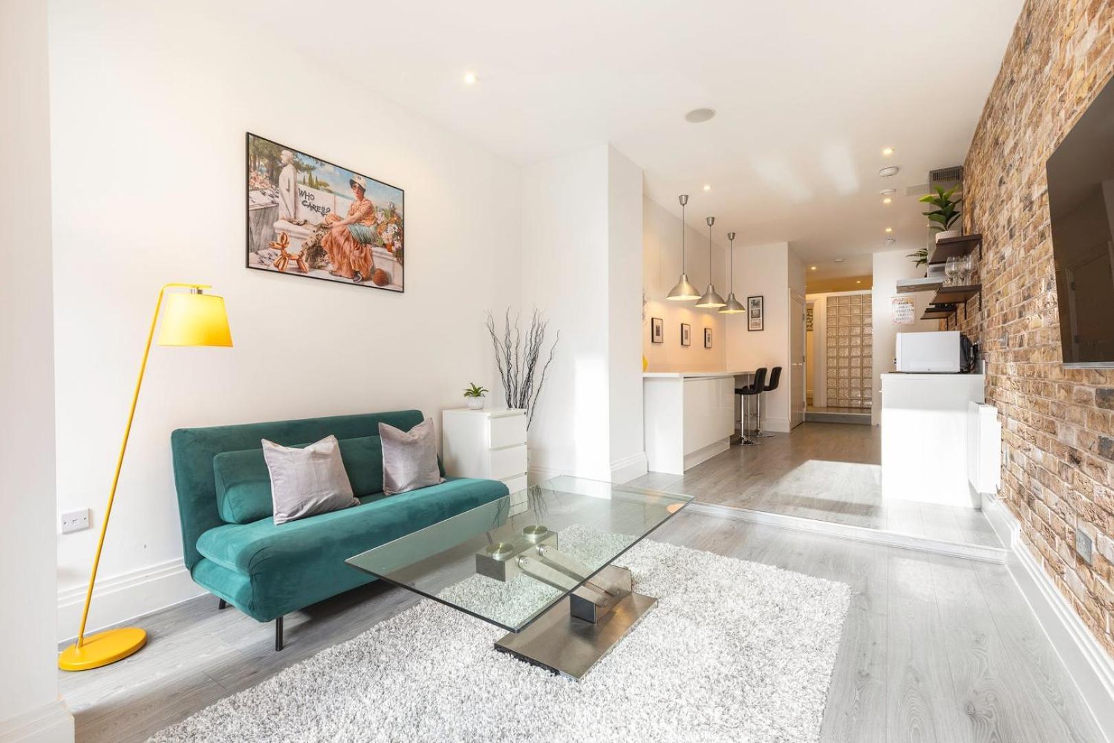 Apartment Sleek One Bedroom Flat In East Putney *