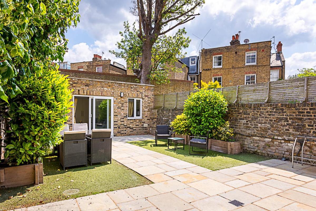 Charming Garden Studio London