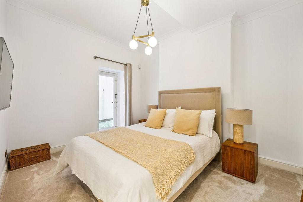 Elegant Fitzrovian