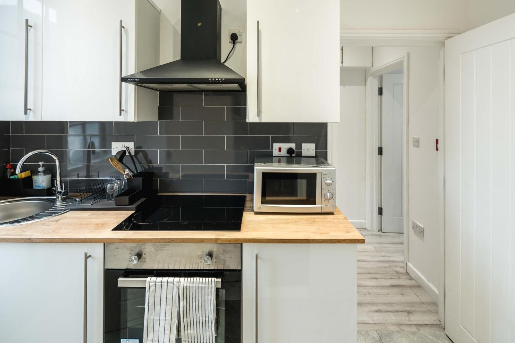 Modern 2br Flat - 7 Min To Whitechapel Station Apartment *