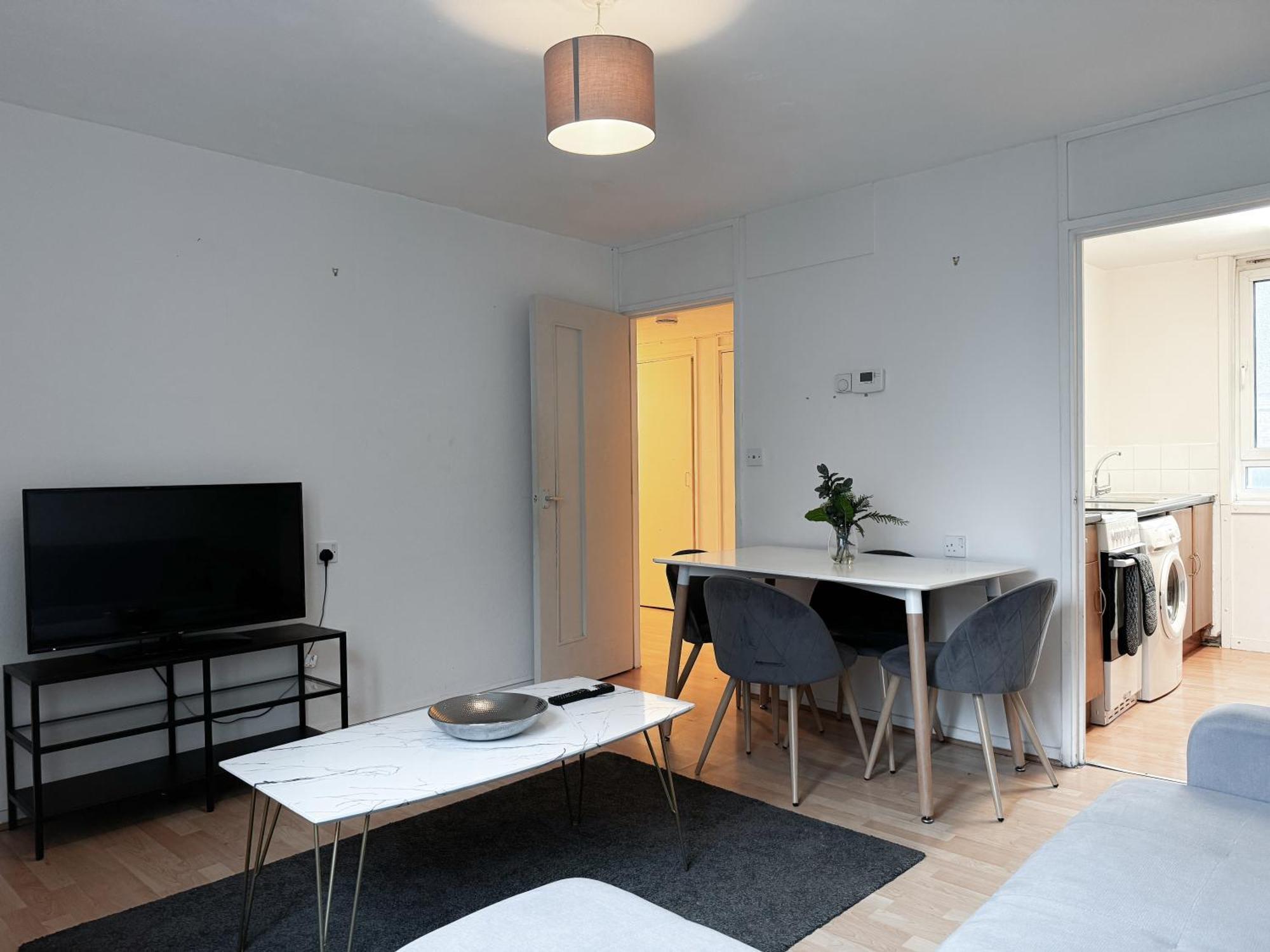 Flat 10, Elkington Point Apartment