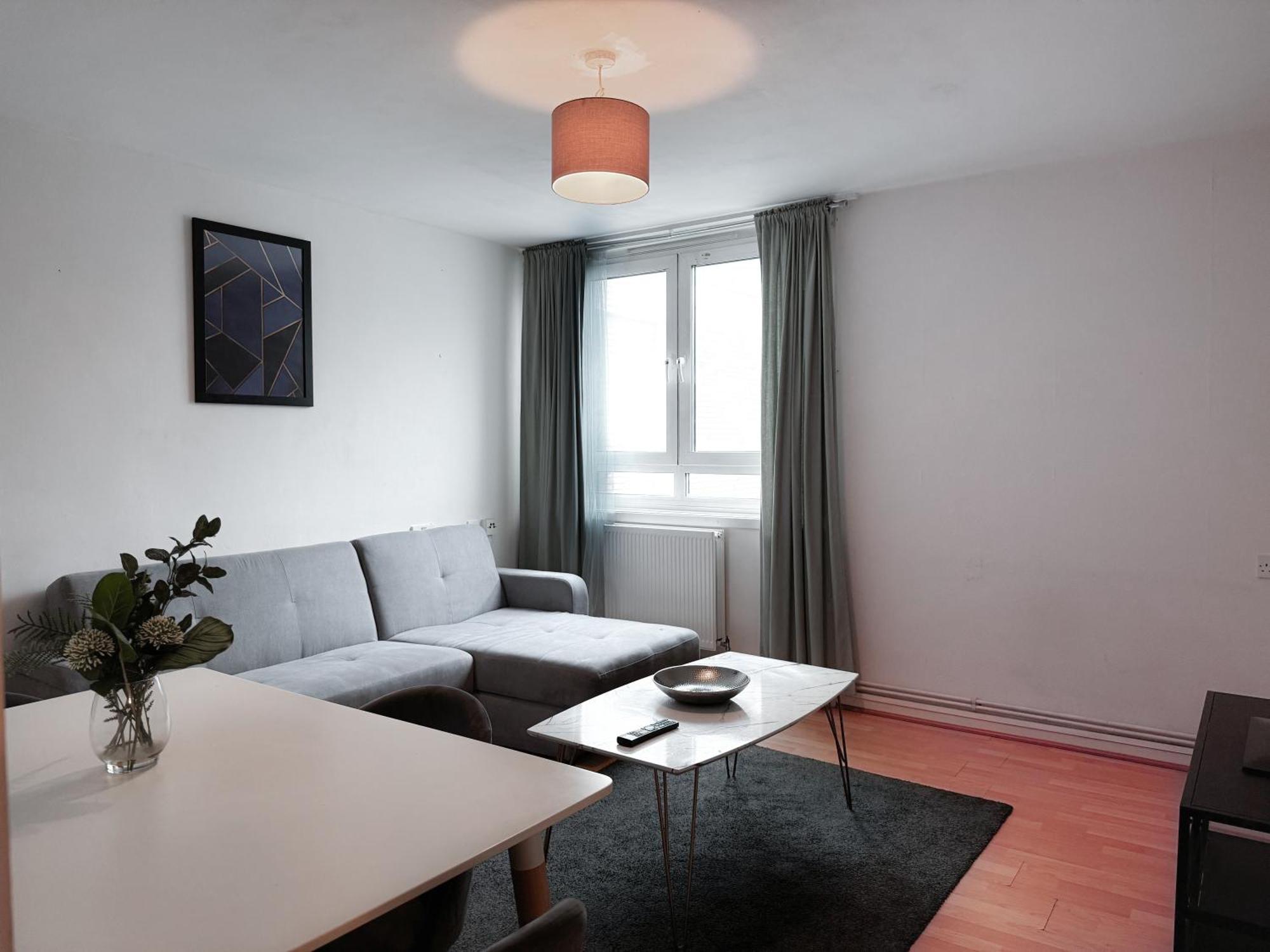 Flat 10, Elkington Point * London