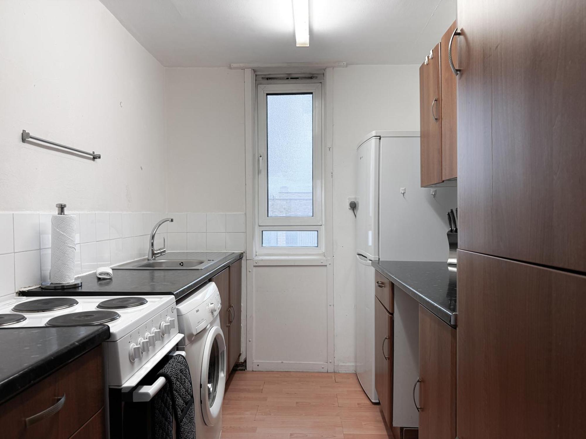 Flat 10, Elkington Point Apartment