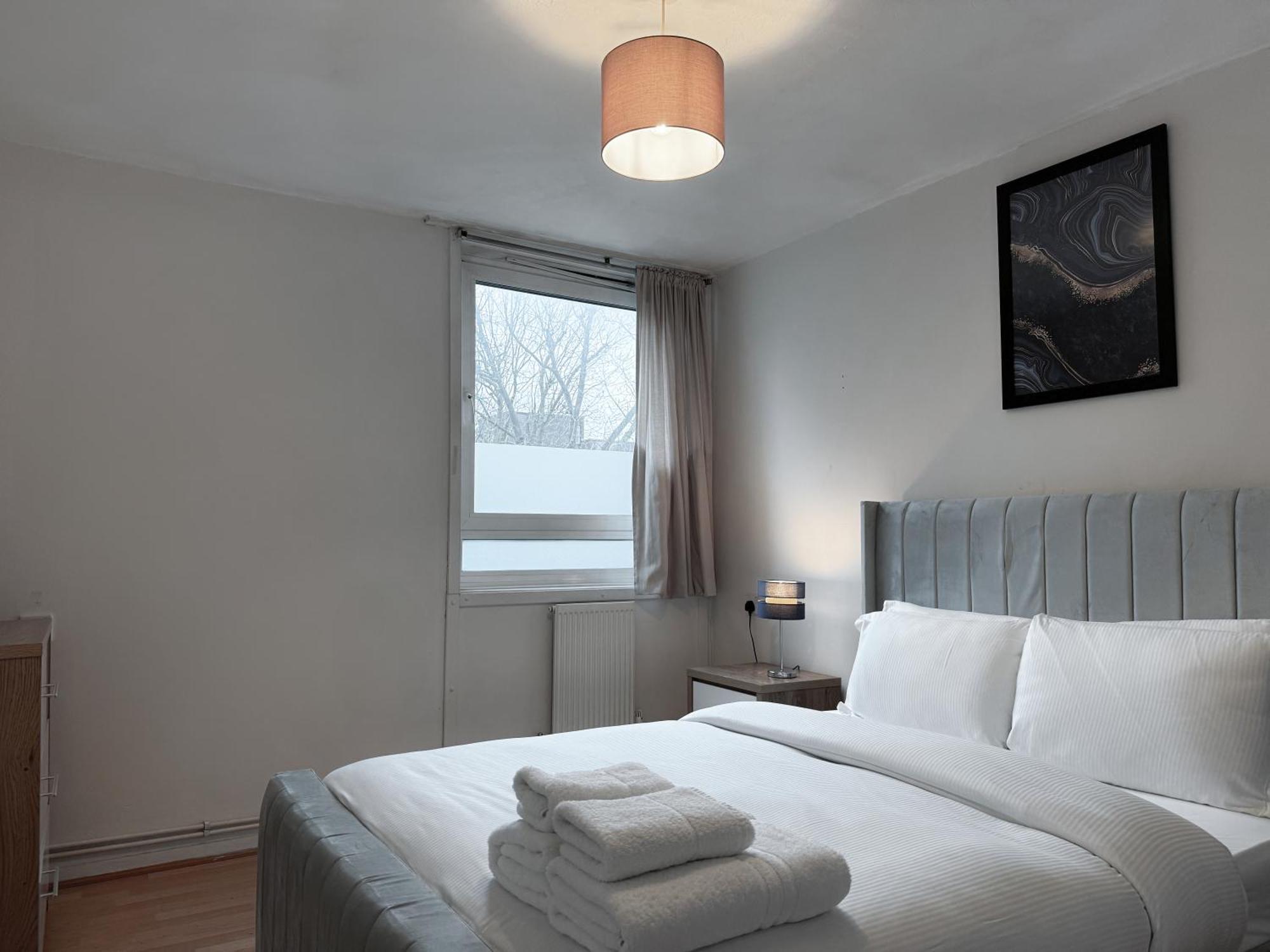 Flat 10, Elkington Point *
