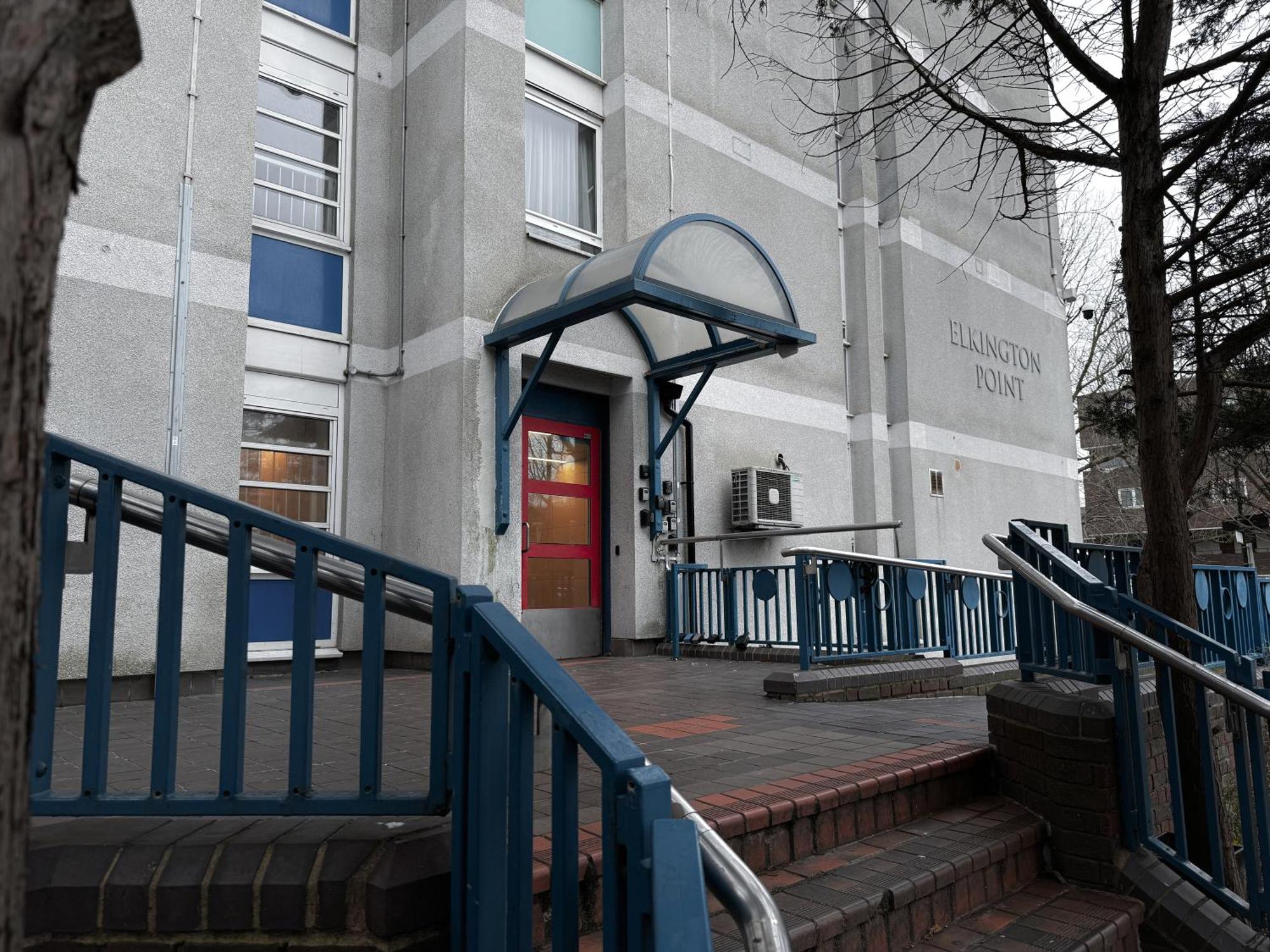 Flat 10, Elkington Point Apartment *