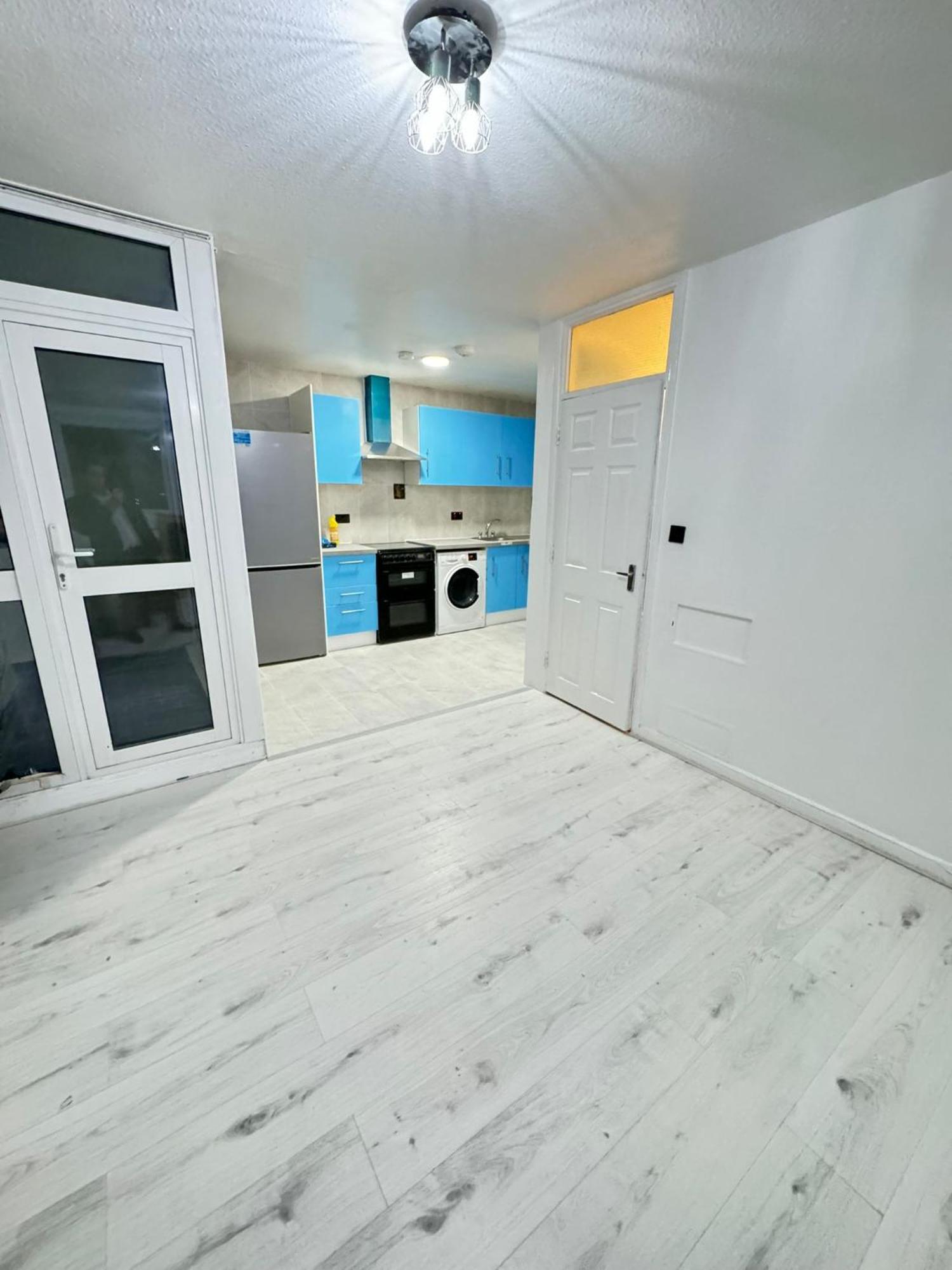 Apartment 2 Bedroom Flat Near Kilburn Park