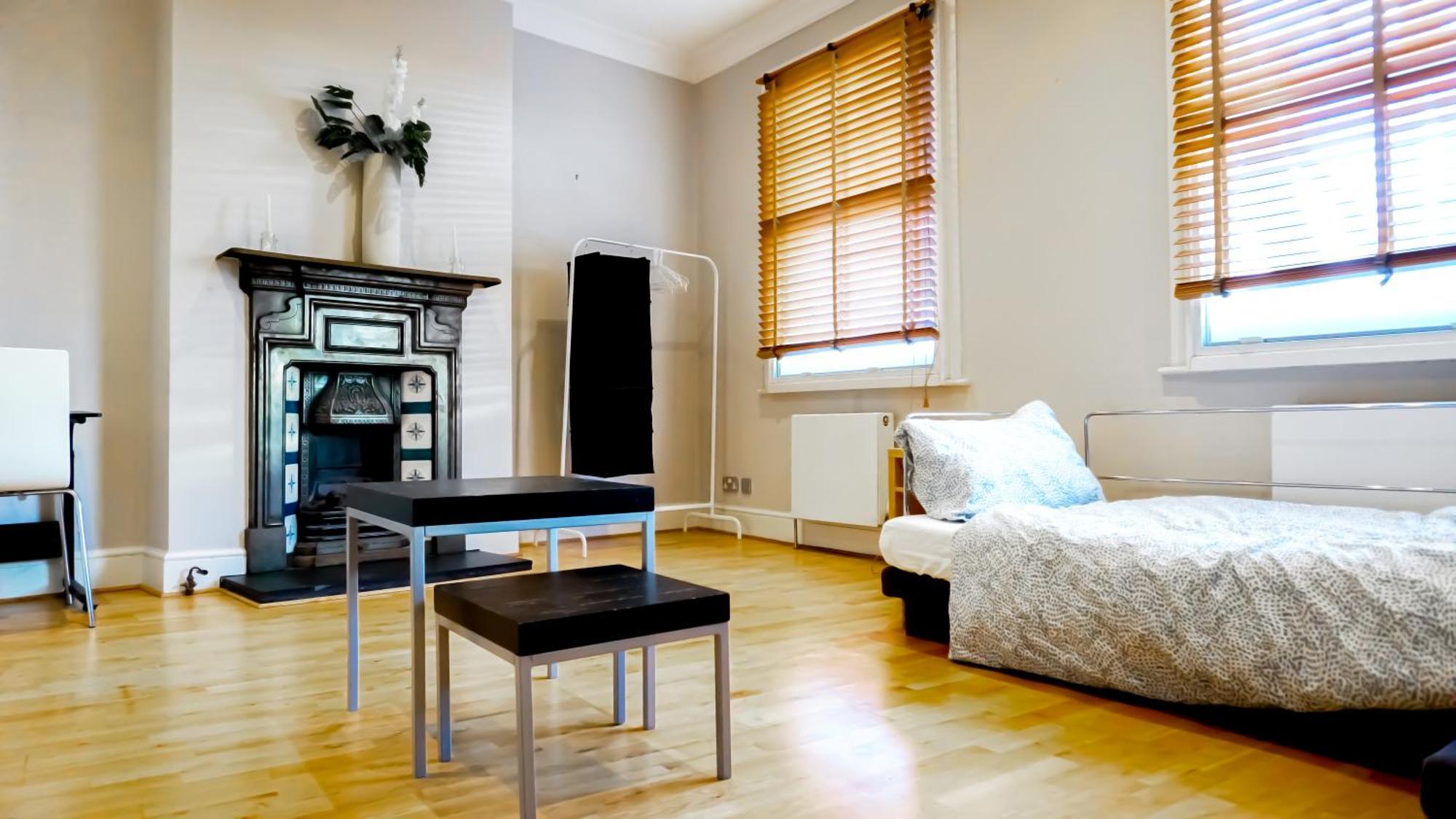 - Fulham Hideaway Homestay